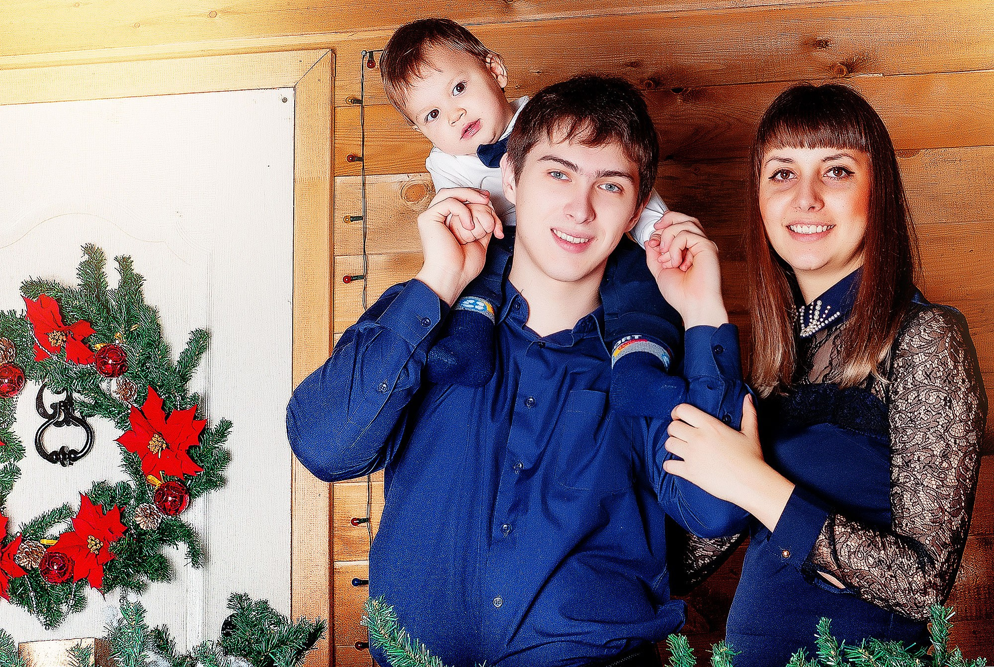 Семейная съёмка в студии. Семейный фотограф г. Новокузнецк Юлия Машникова