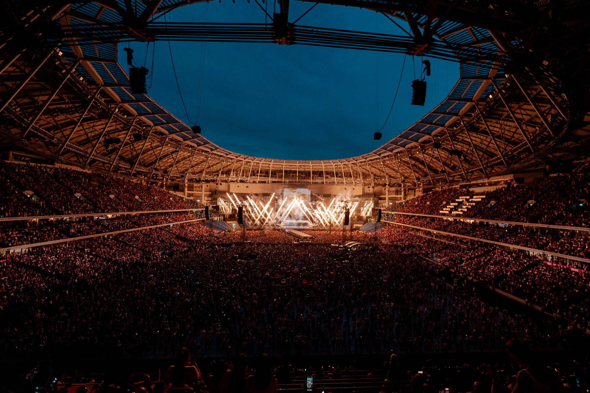 Zivert. Магия музыки в кадре: Концертная Фотография