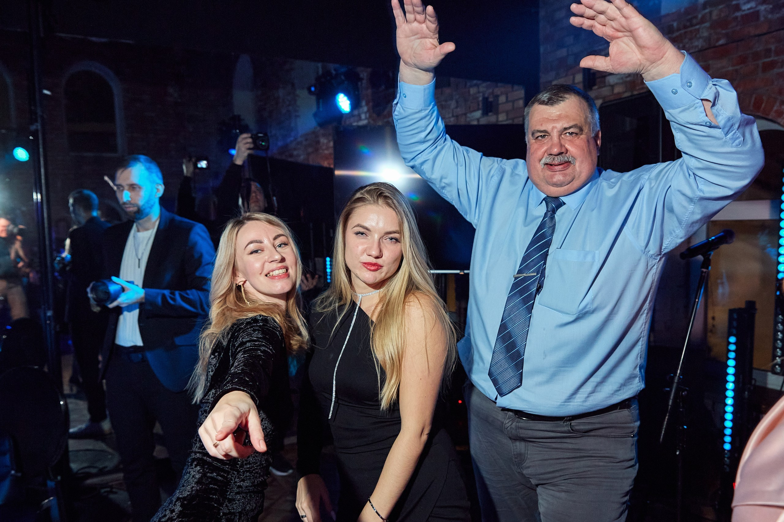 Компания Clarity / Пространство HIDE. Антон Артюшин, портретный фотограф. Москва