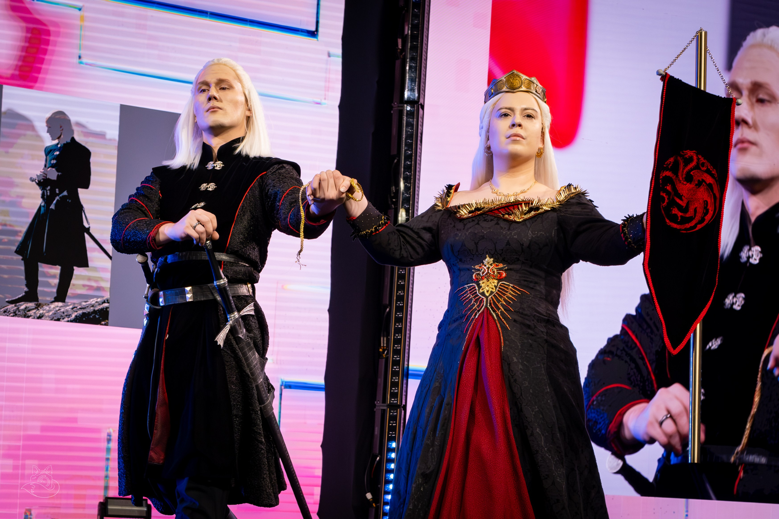 Сцена РЭД ЭКСПО 2024. Косплей фотограф