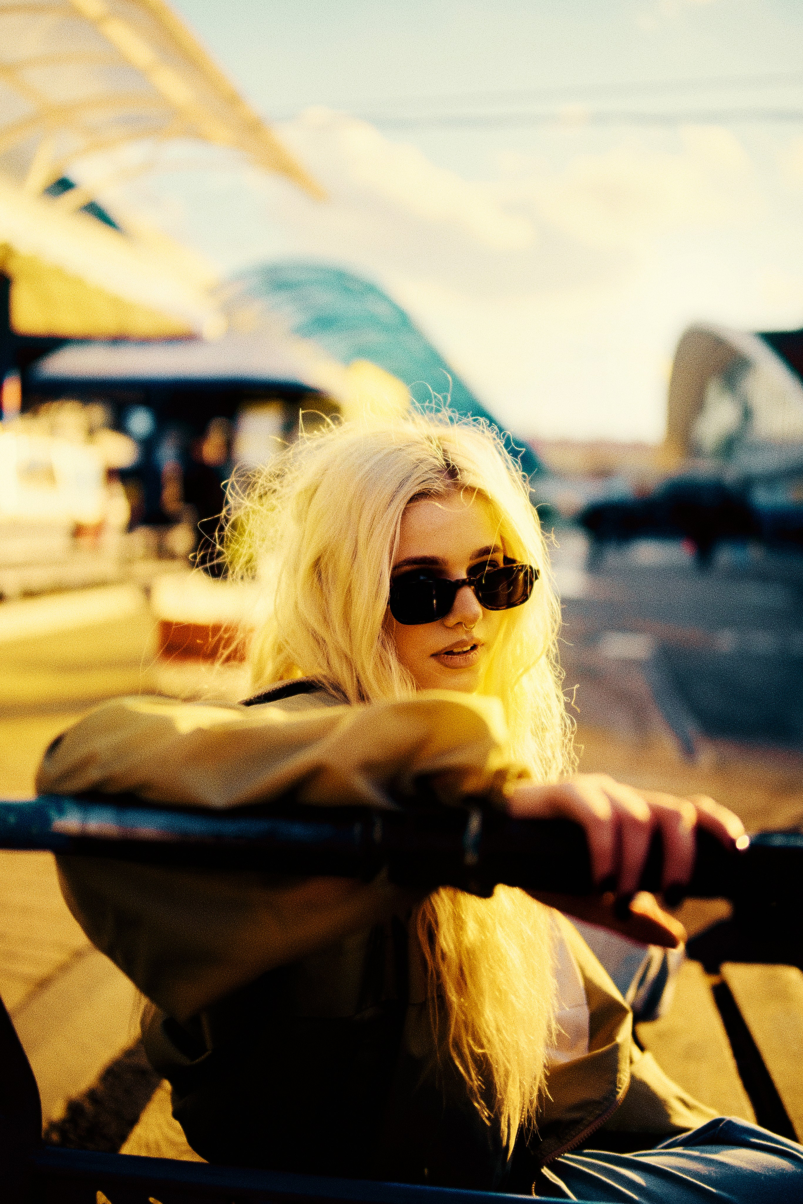 Метро и Комаровка. Антон Арнольд | Фотограф Минск