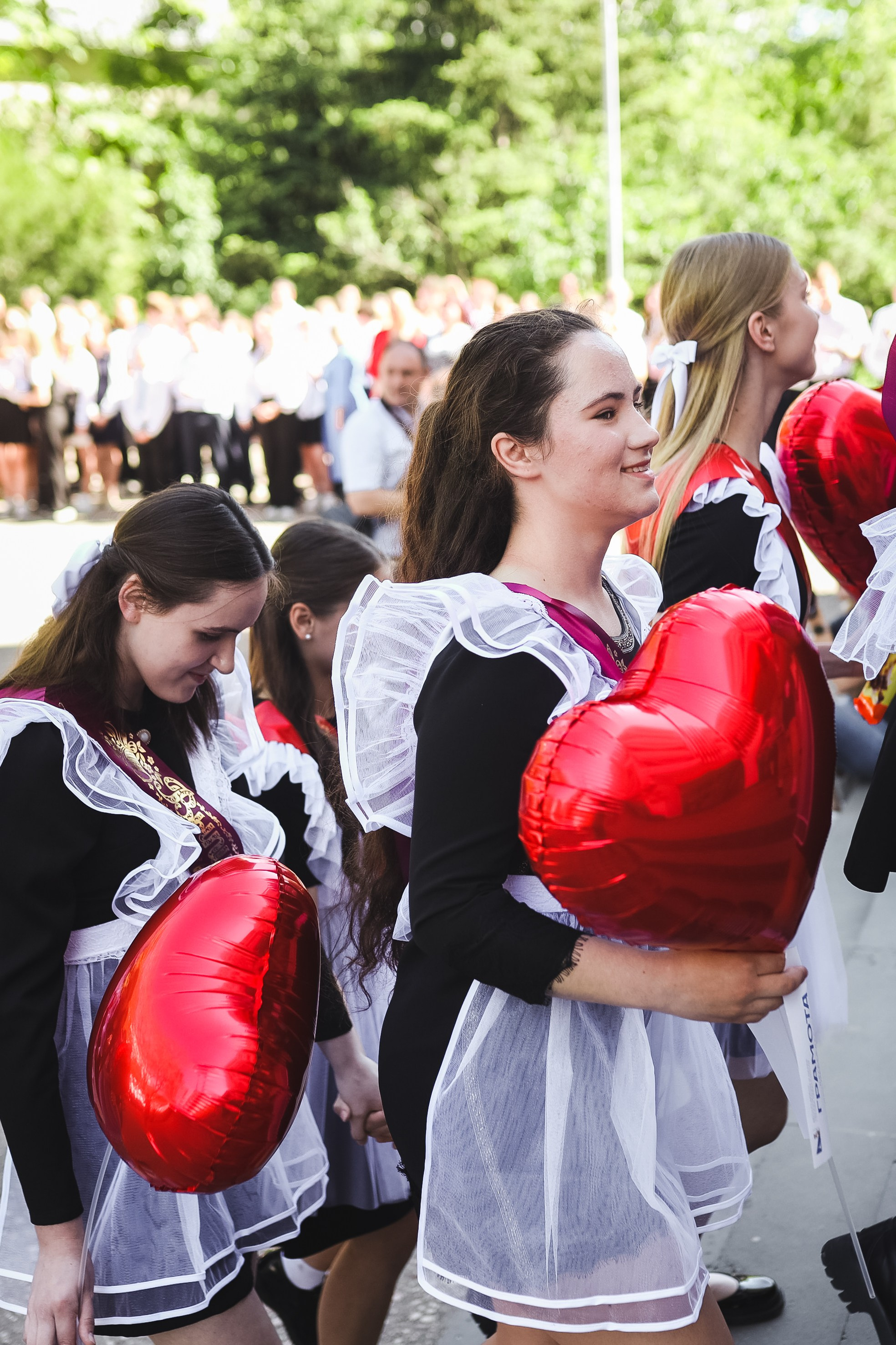 Последний звонок, фотосъемка в Севастополе. Фотограф в Севастополе и в Крыму