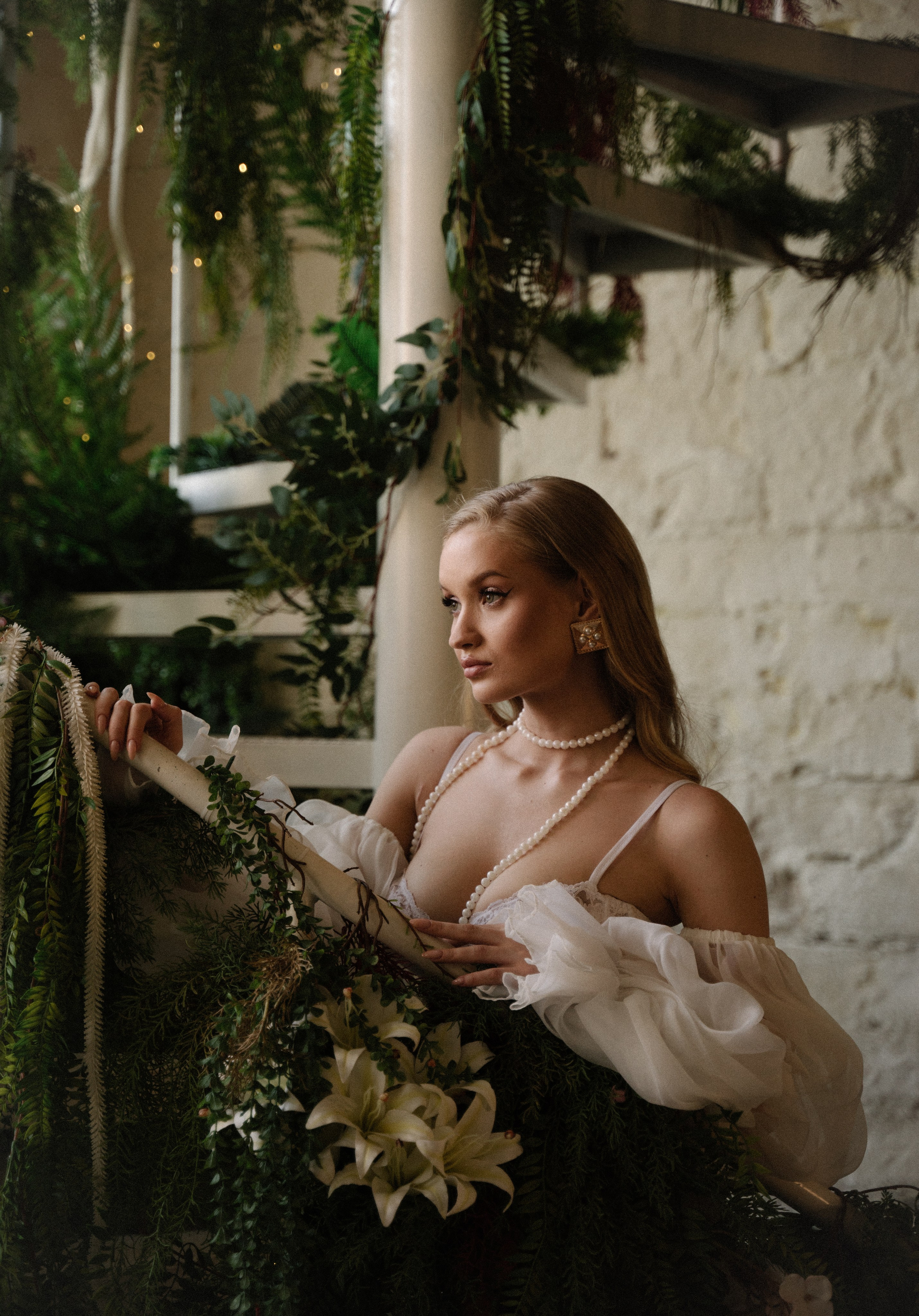 Невеста на пикнике в замке