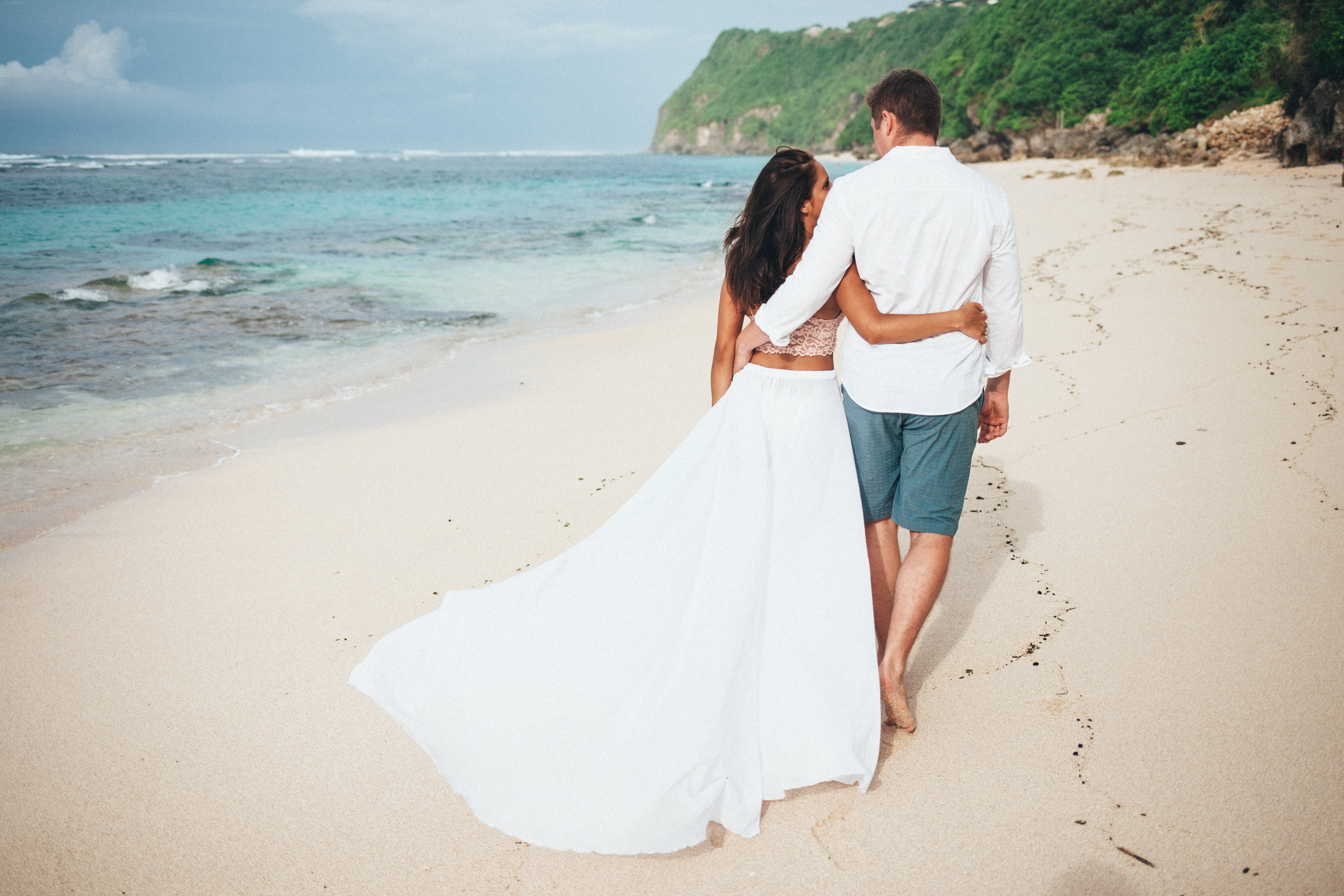 Leva and Lena. Wedding photographer in Bali