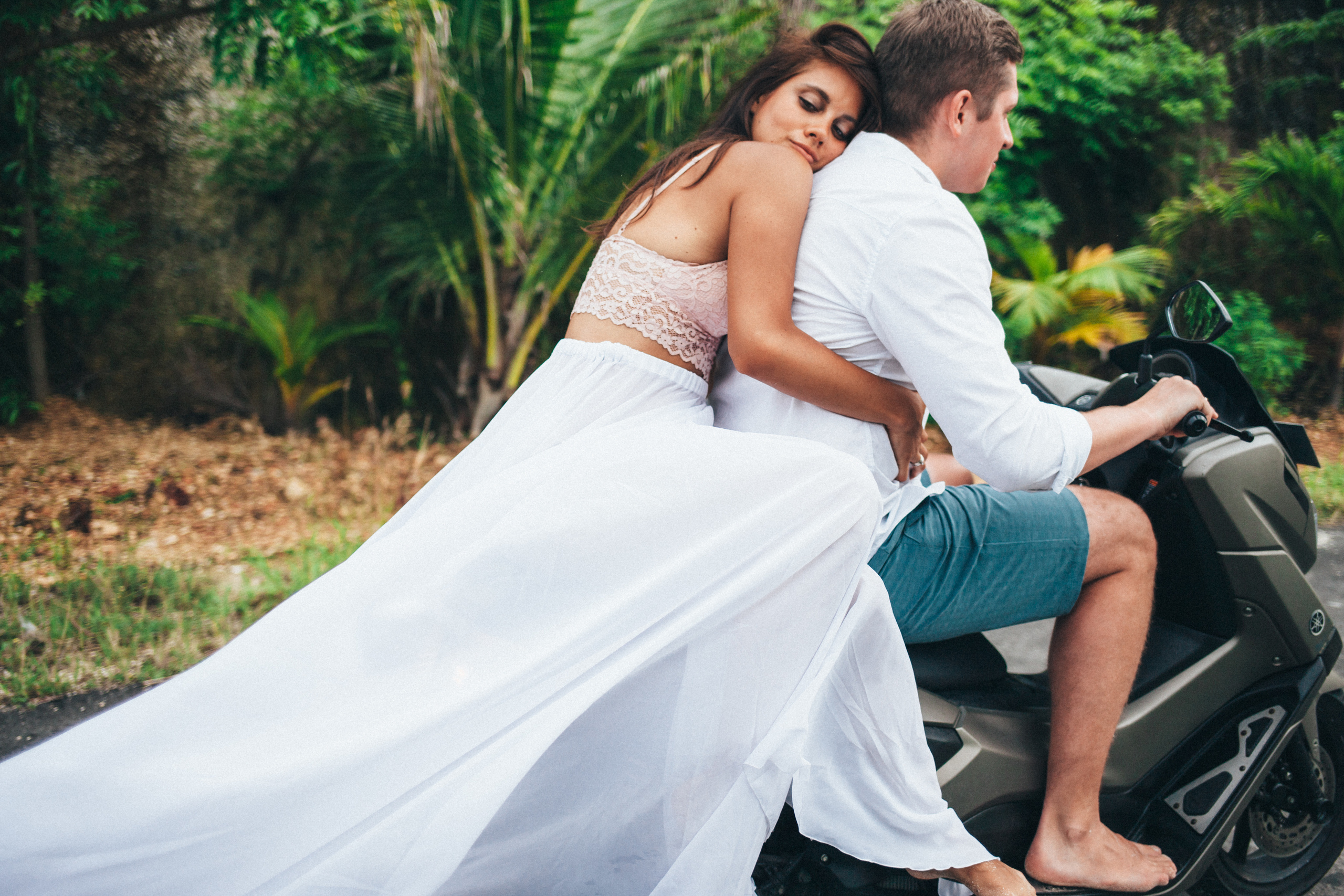 Leva and Lena. Wedding photographer in Bali