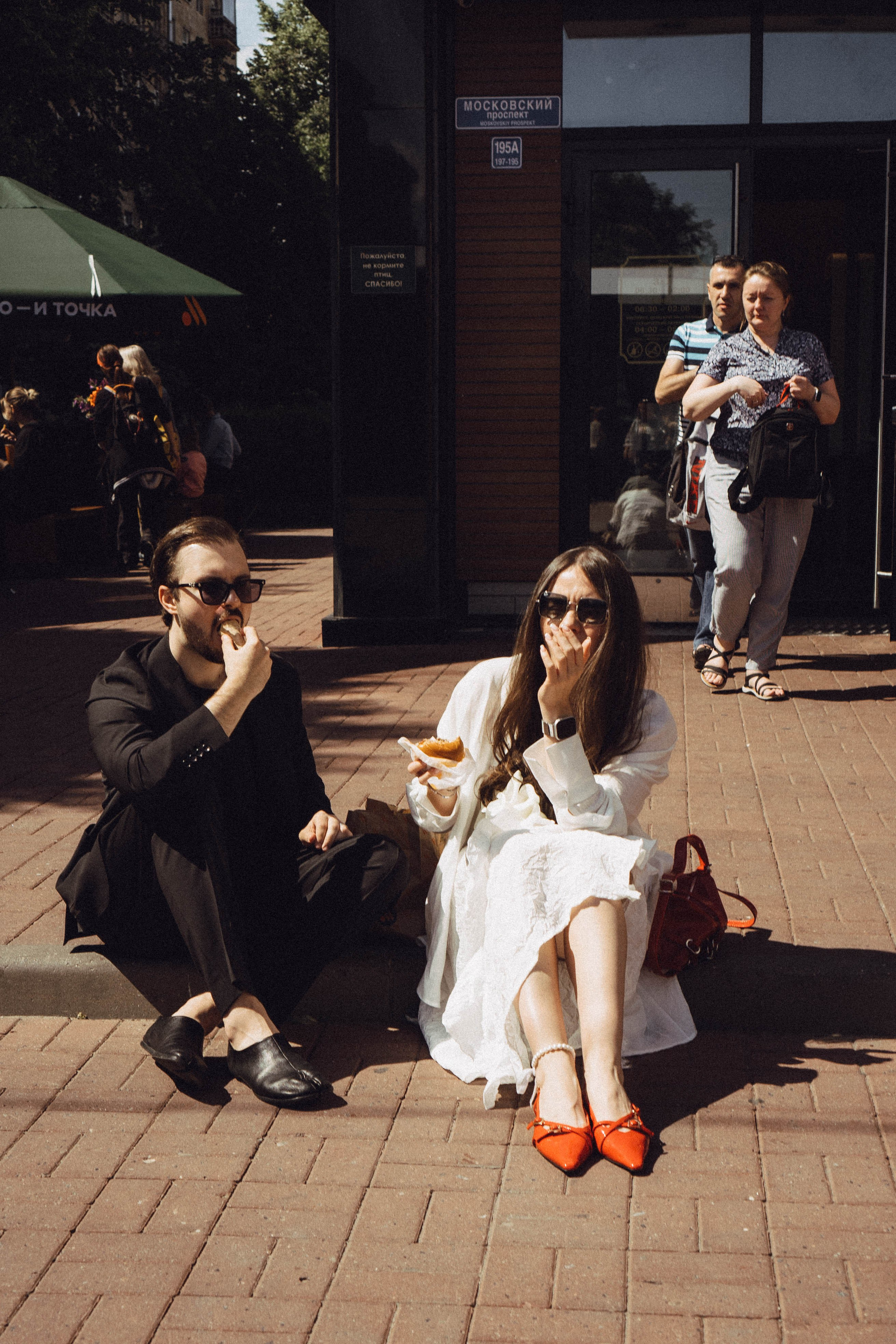 СВАДЕБНАЯ СЬЕМКА В ПАРКЕ ПОБЕДЫ И ПРОГУЛКА ПО МОСКОВСКОМУ ПРОСПЕКТУ. Профессиональный фотограф, Санкт-Петербург — Виктория Богомолова