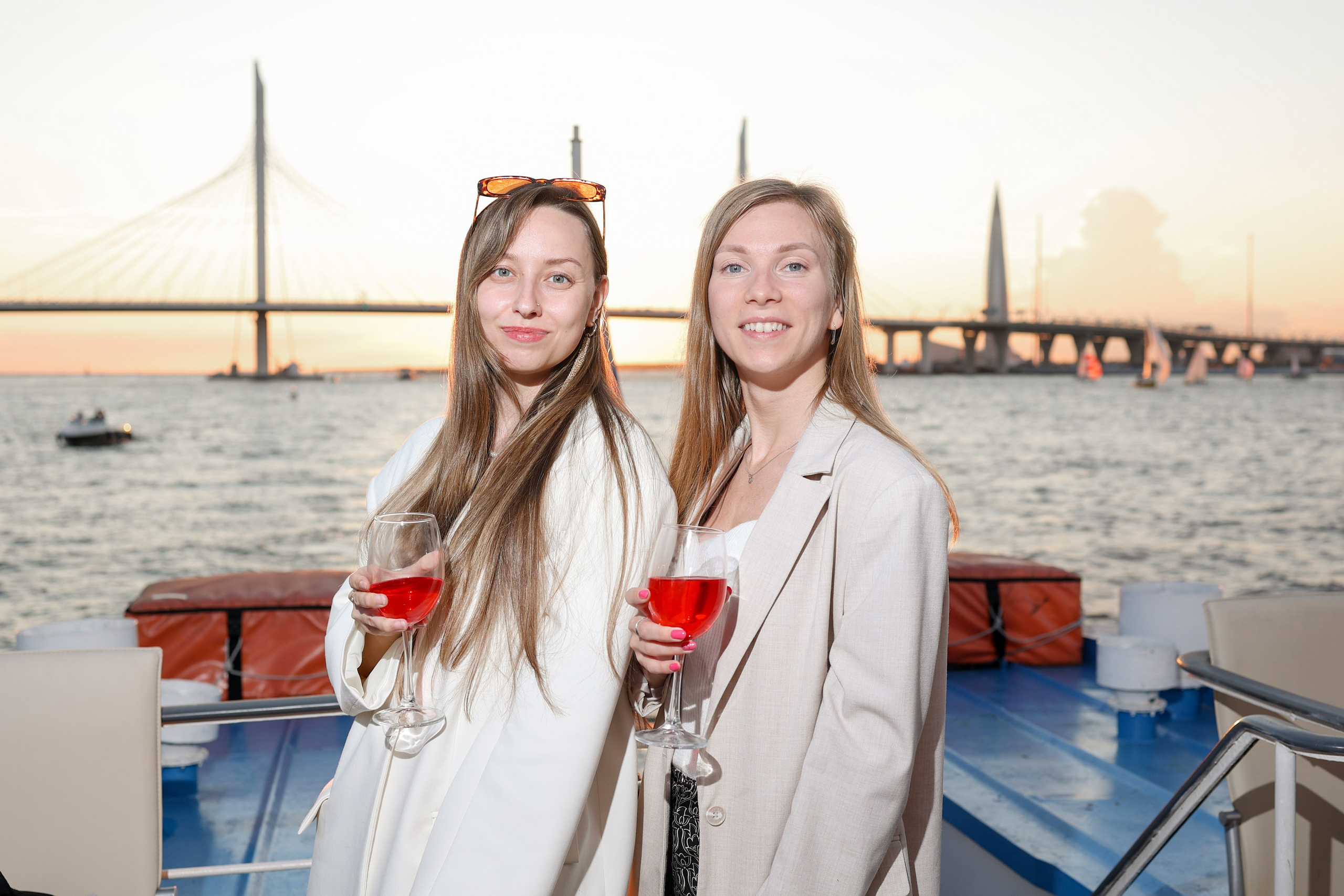 Gravity Project круизы. Репортажный и портретный фотограф в Санктпетербурге. Видиосъемка мероприятий в Санкт-Петербурге