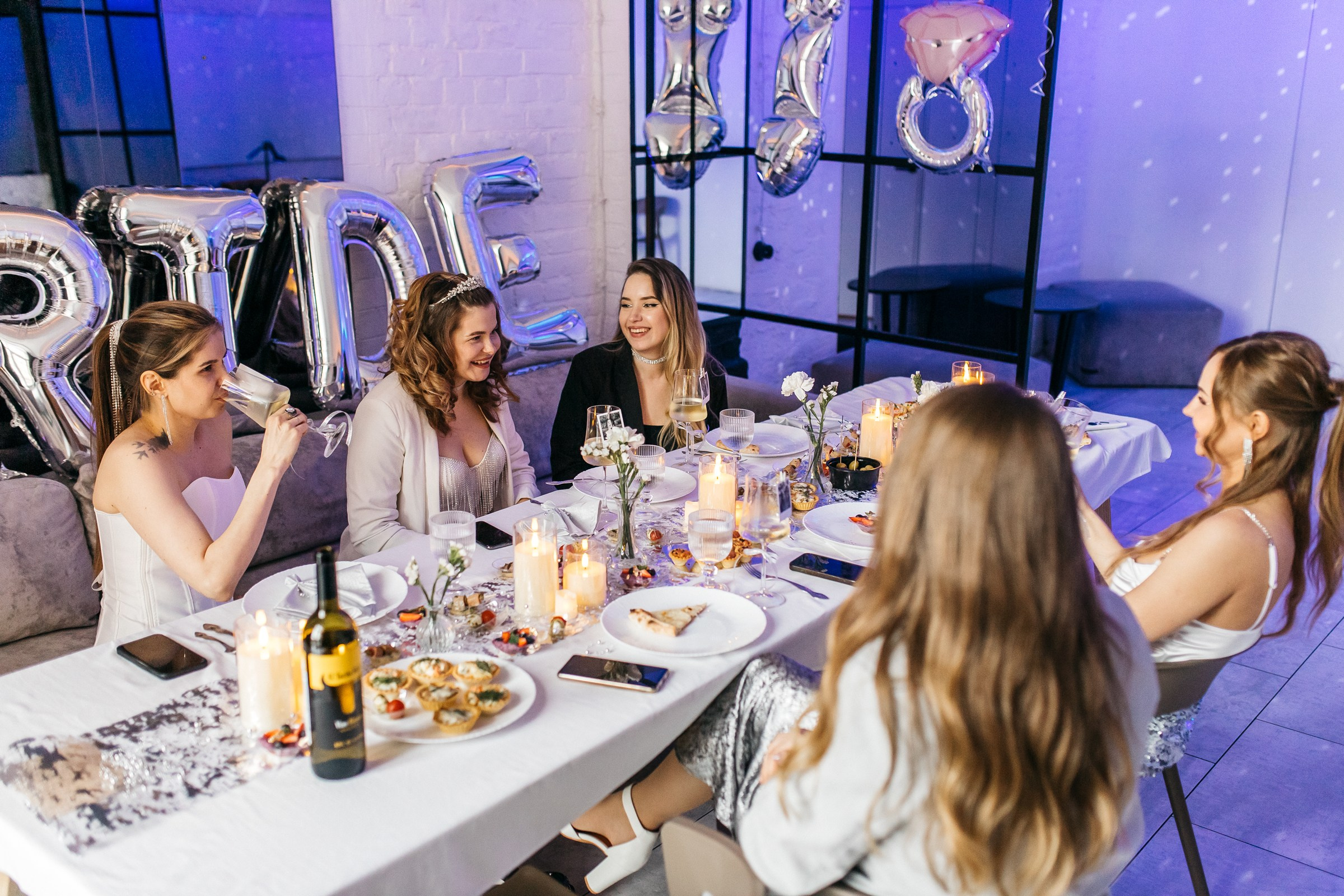 Позитивный репортажный фотограф на День Рождение, юбилей Питер