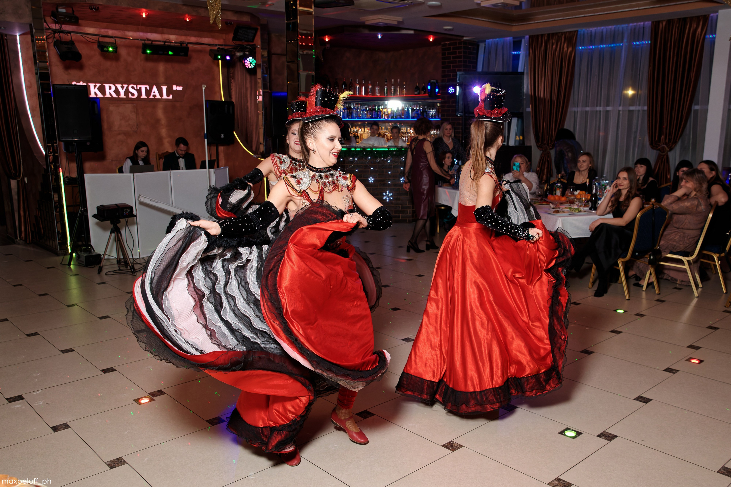 Кристалл. Семейный фотограф — Макс Белогрудов