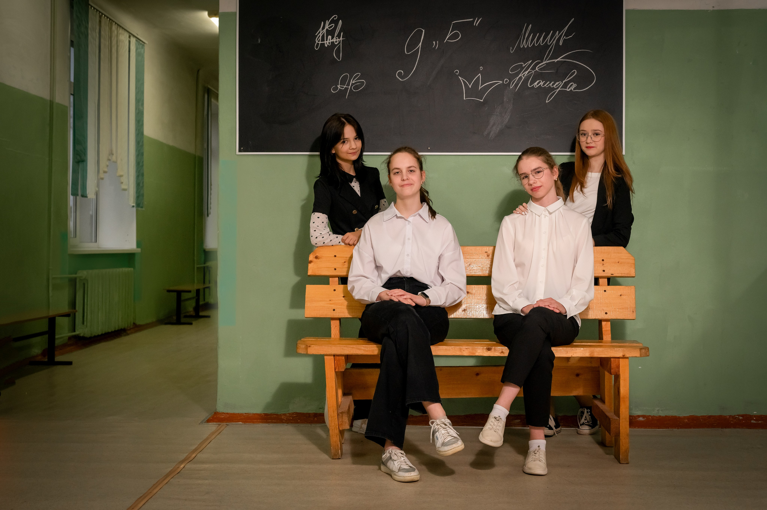 Фотографии для старших классов. Фотограф новорождённых, семейный, школьный в городе Калуге Евгения