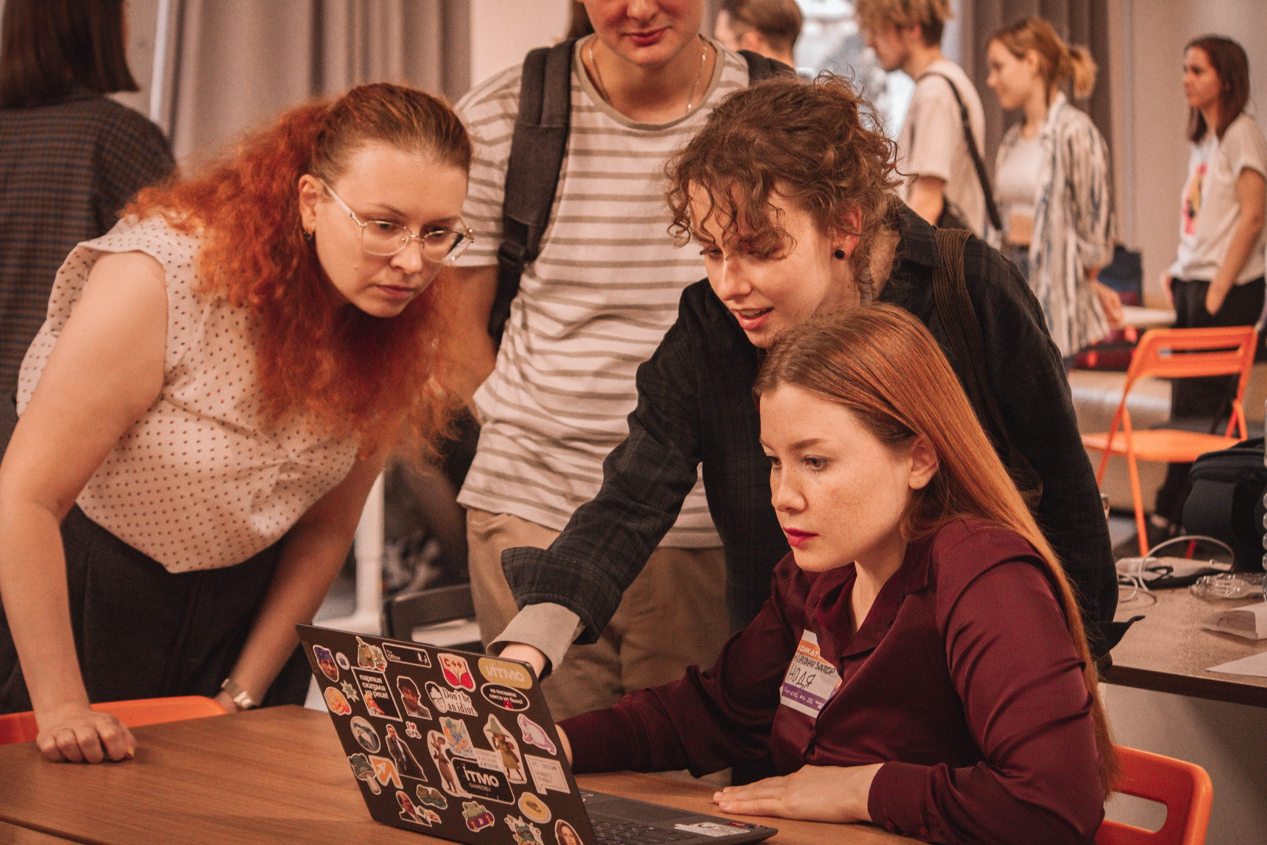 ЖЕНСКИЙ ГЕЙМДЖЕМ — Творческий сбор разработчиц. Создадим шедевр? Виталина и её фотоискусство