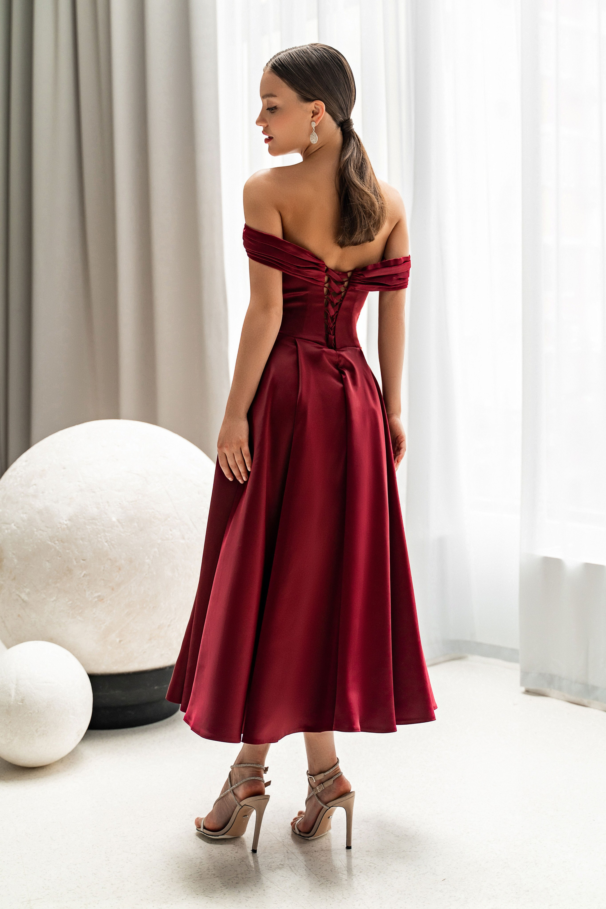 Съемка вечерних платьев NOLLA с Анастасией. Свадебный и портретный фотограф Клипа Максим