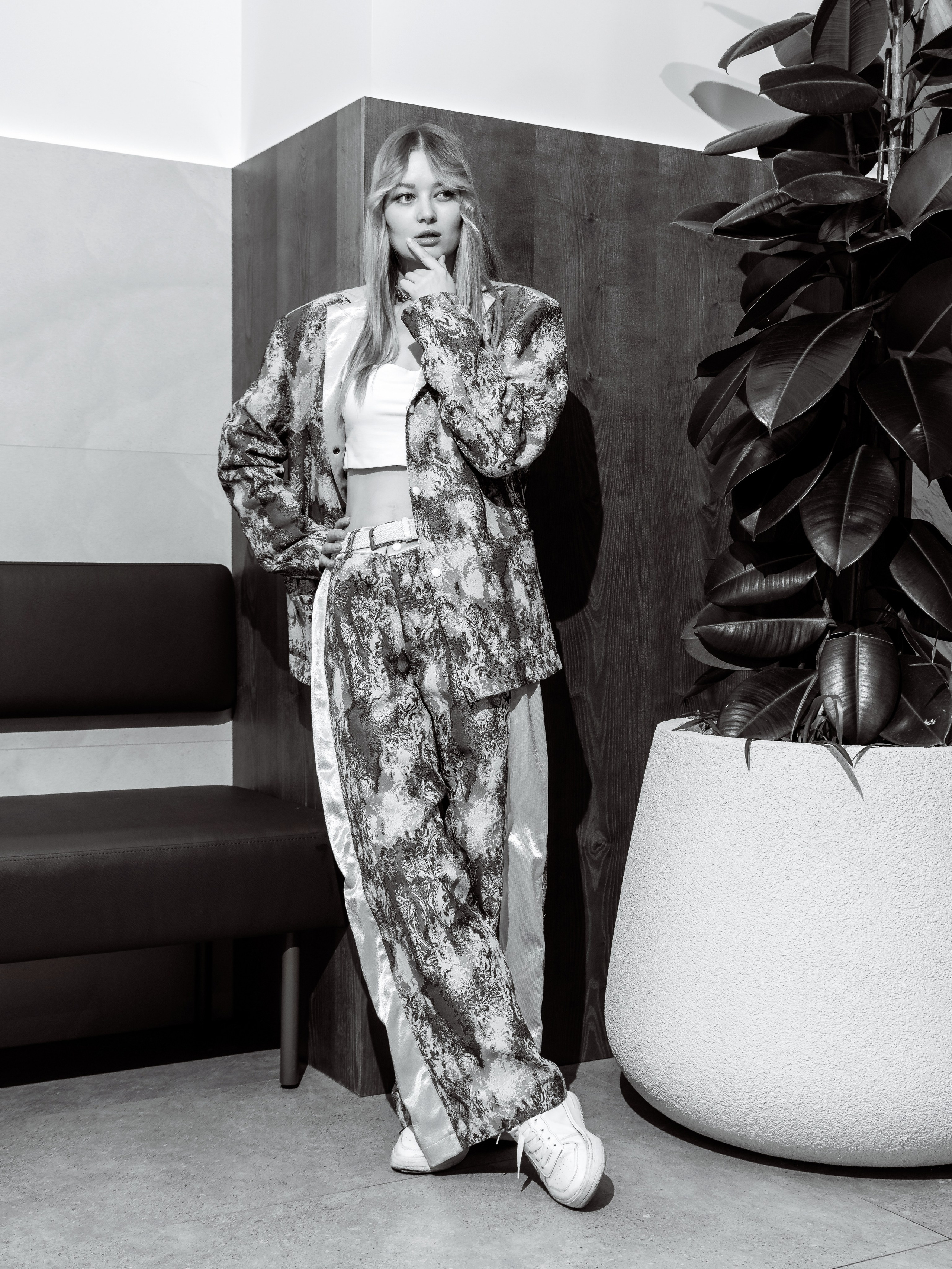 TONY CLOU. Съёмка в кофейне. Фотограф Виталий Хайлов, Екатеринбург