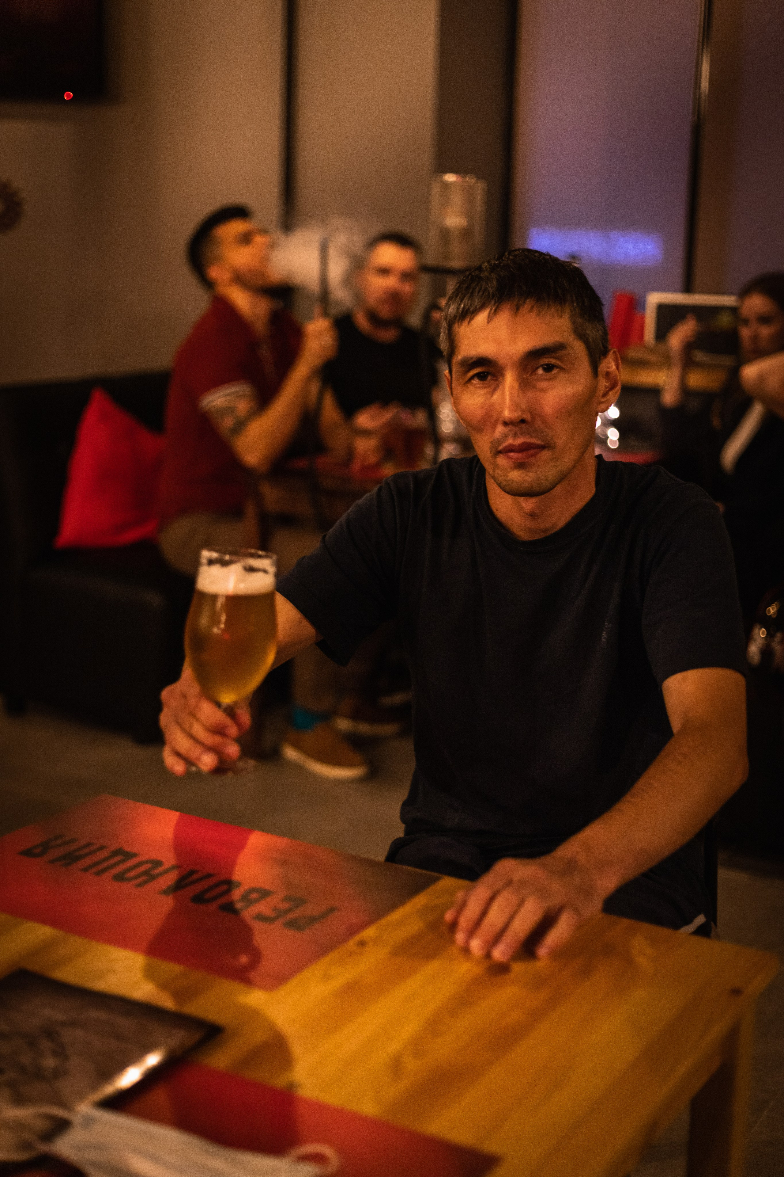 Паб Революция. Фотограф Денис Лесковский (Тюмень)