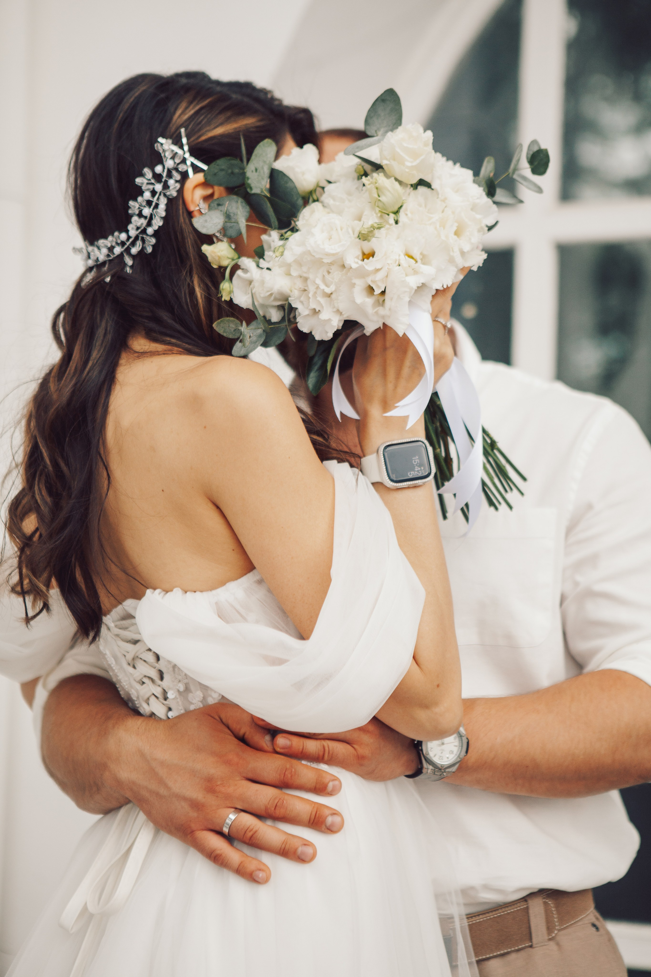 Молодожены в павильоне космонавтики и авиации №34 на вднх и в ресторане московское небо. Фотограф Ольга Ефремова