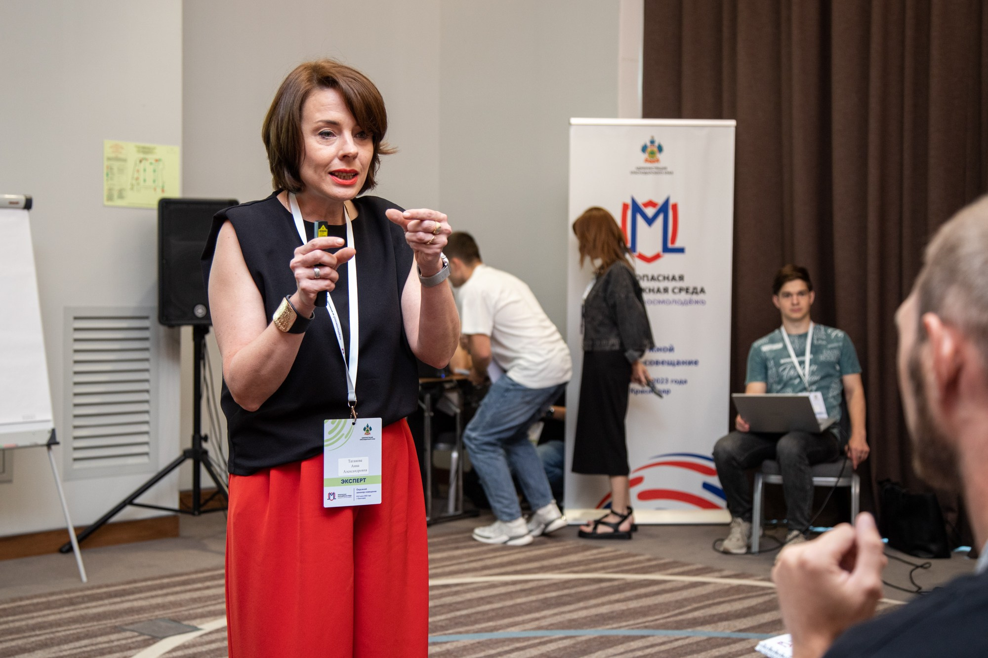 Семинар с «Росмолодёжь» в ЮФО. Репортажный, промышленный и маркетплейс-фотограф Дмитрий Чернат