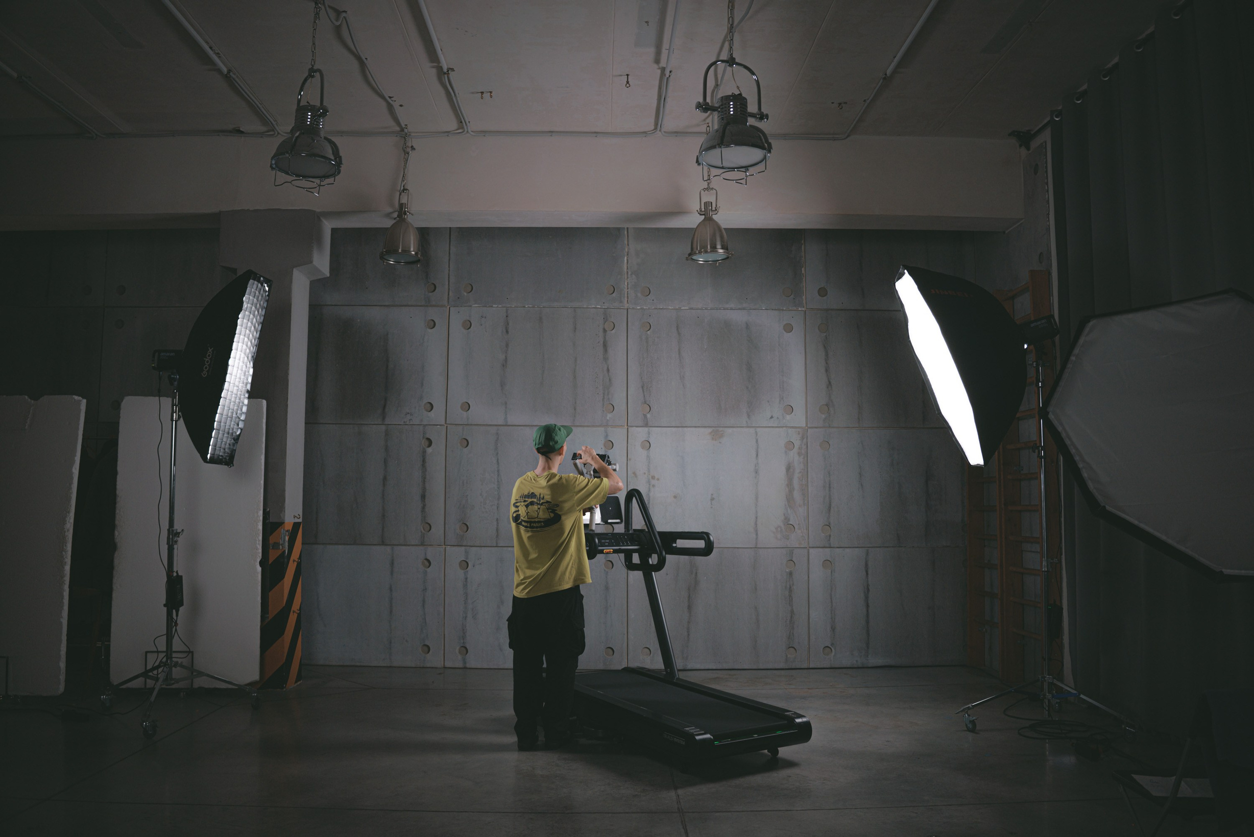 Behind the scene. Bivol images