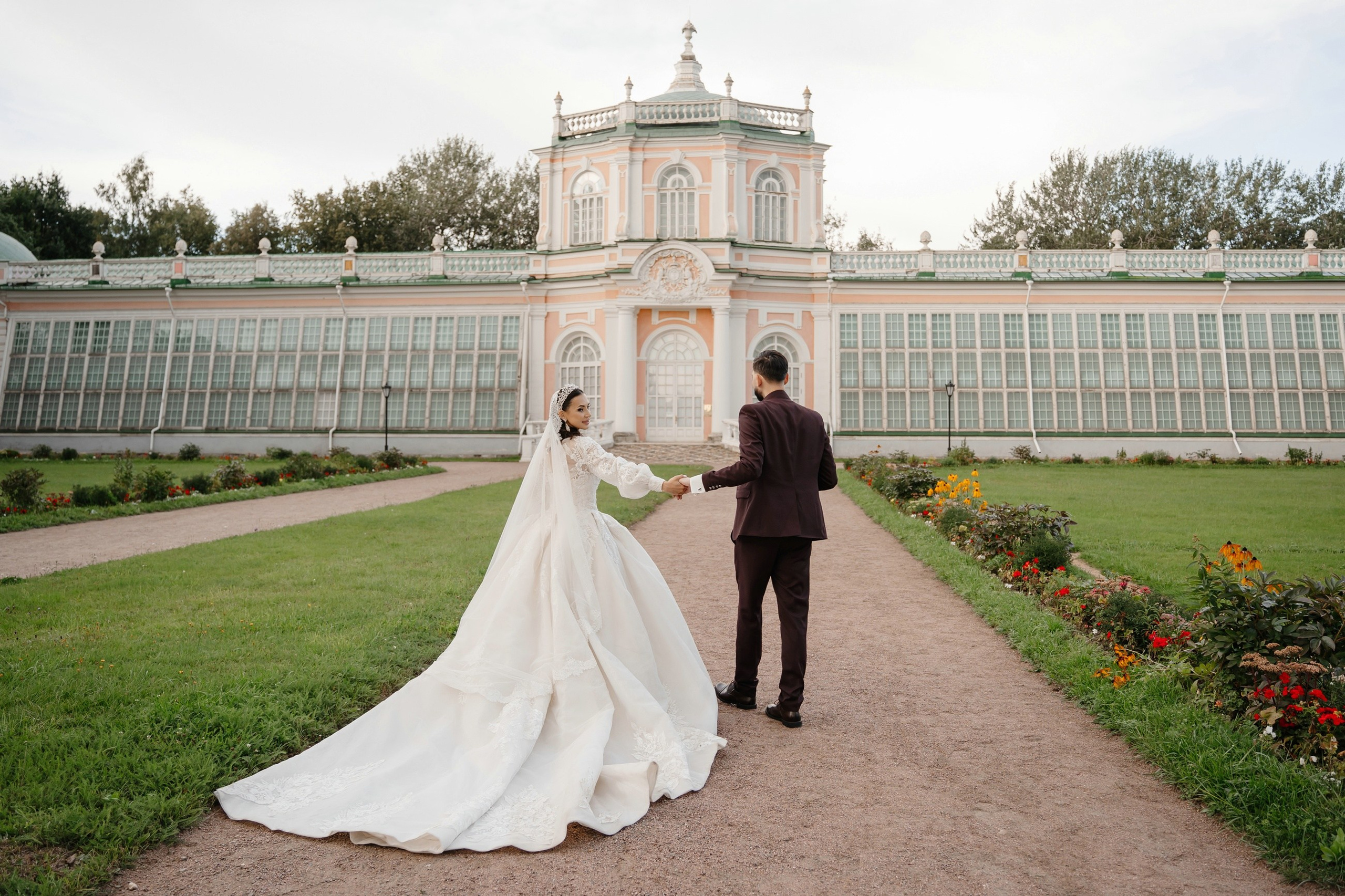 Свадебная фотосессия в ресторане Турандот. Свадебный и семейный фотограф в Москве Светлана Зоткина