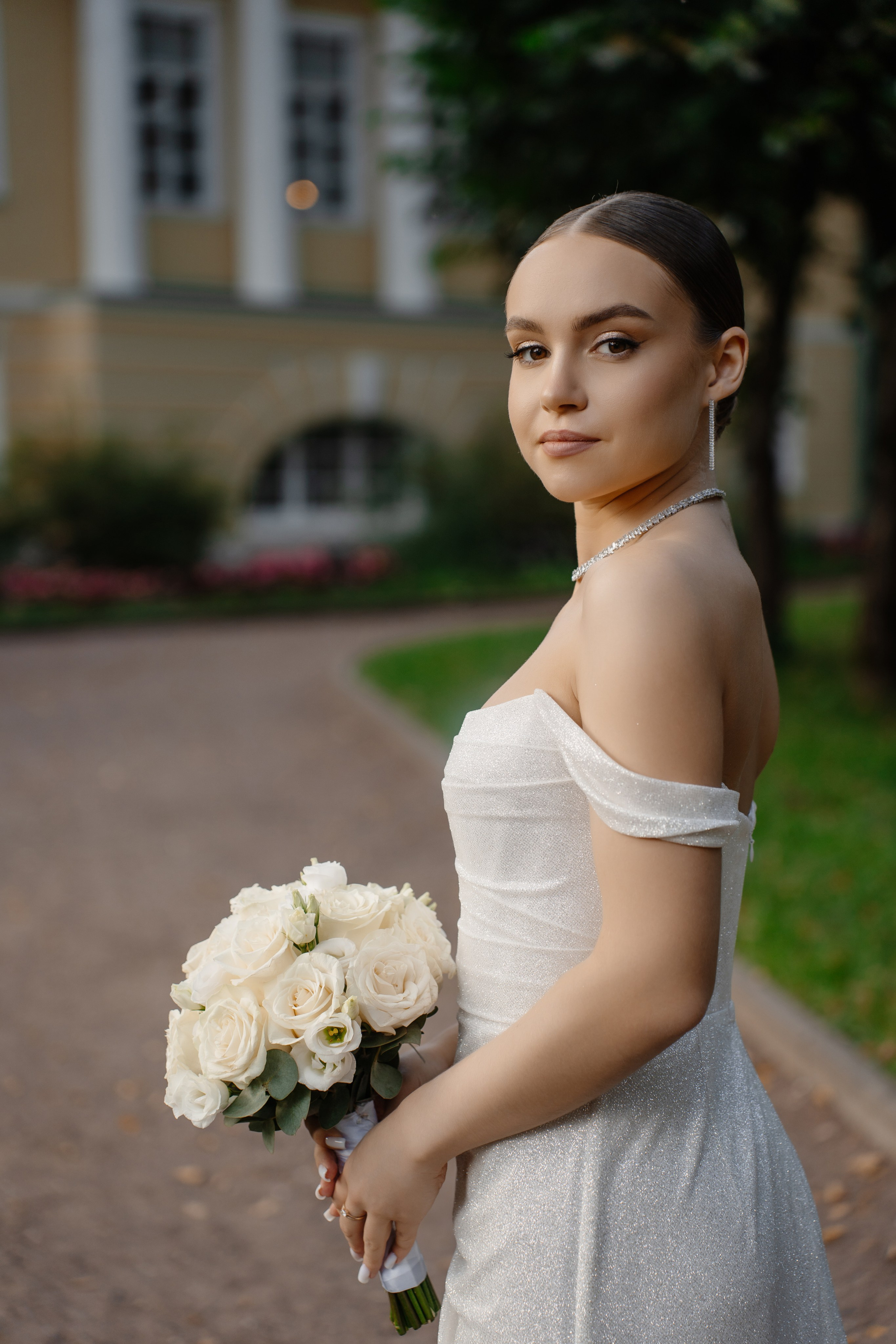 Свадебная фотосессия в парке Архангельское. Свадебный и семейный фотограф в Москве Светлана Зоткина