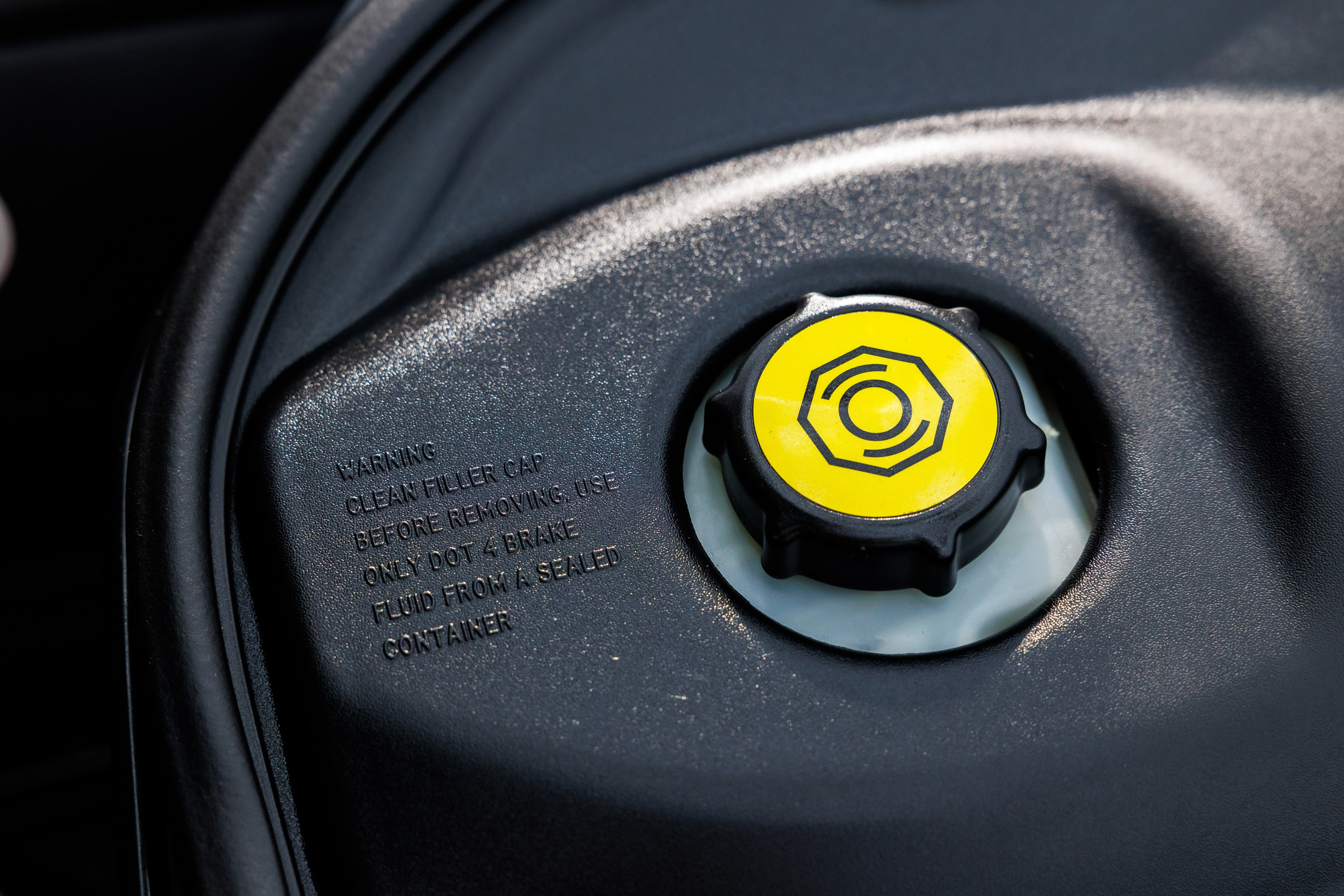 Автомобильная фотосъёмка Daimler Xj8. Фотограф Сергей Лукьянов @xapeton_photo Москва