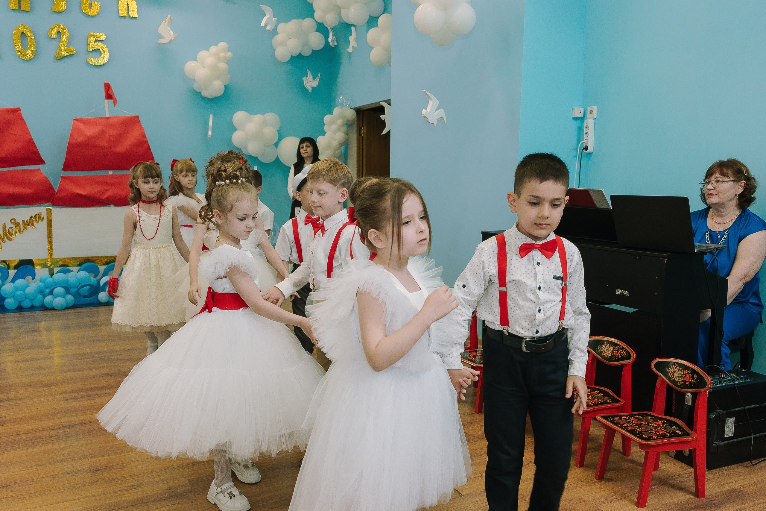 Выпускной 10 ДС. Выпускные альбомы Натальи Бутко: Новороссийск, Анапа, Геленджик