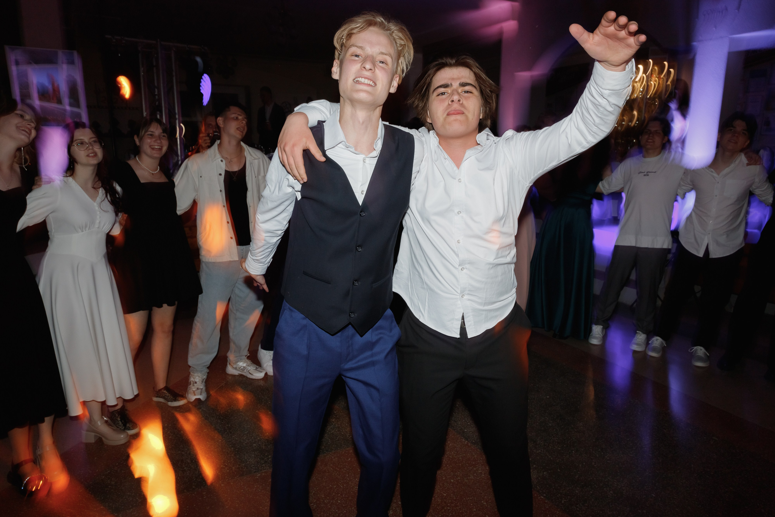 Школьный выпускной 2023 год в Минске. Свадебный фотограф в Минске/Беларуси Сергей Спиридонов