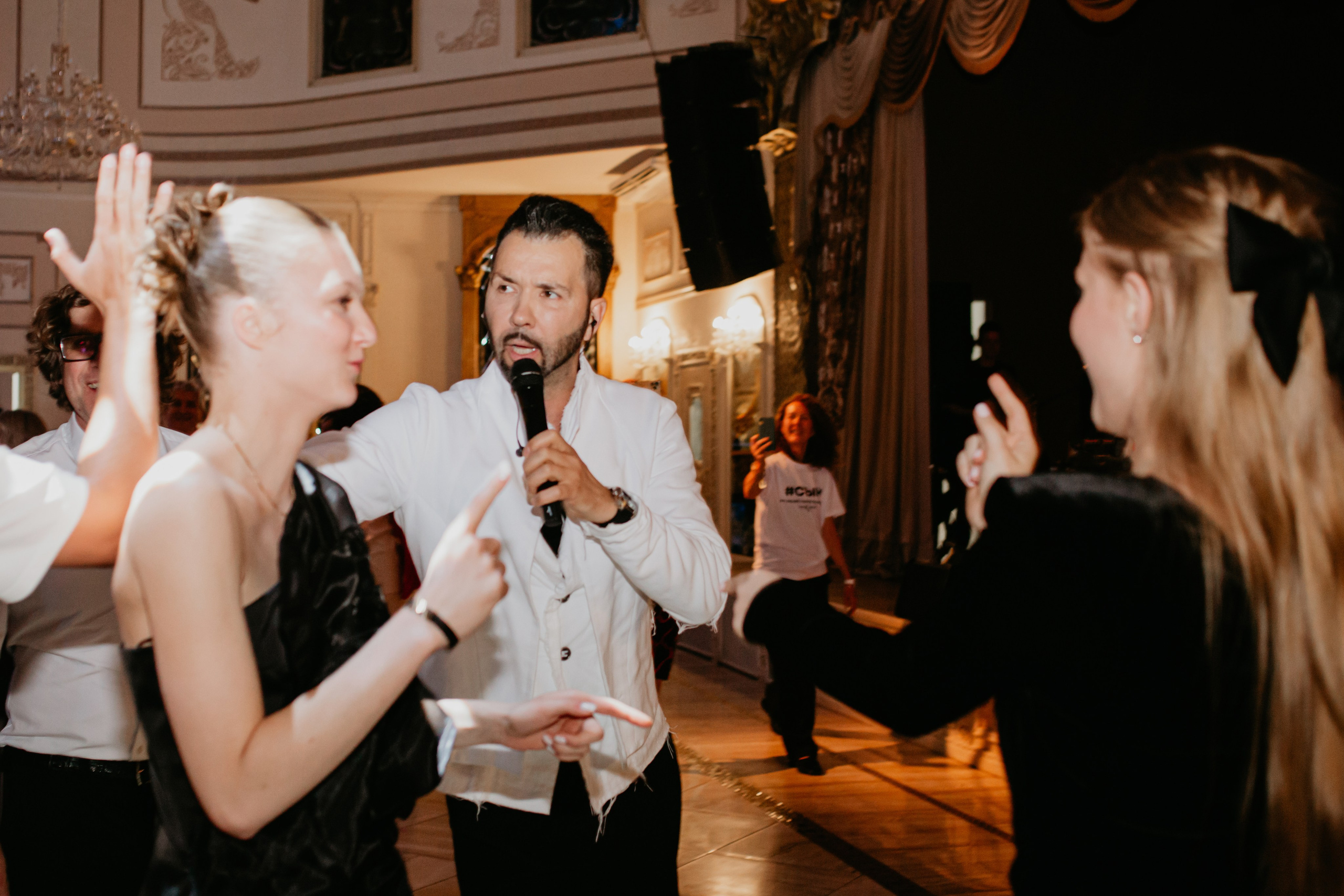 Выпускной. 11 лицей. Фотограф в Челябинске Ополихина Анна