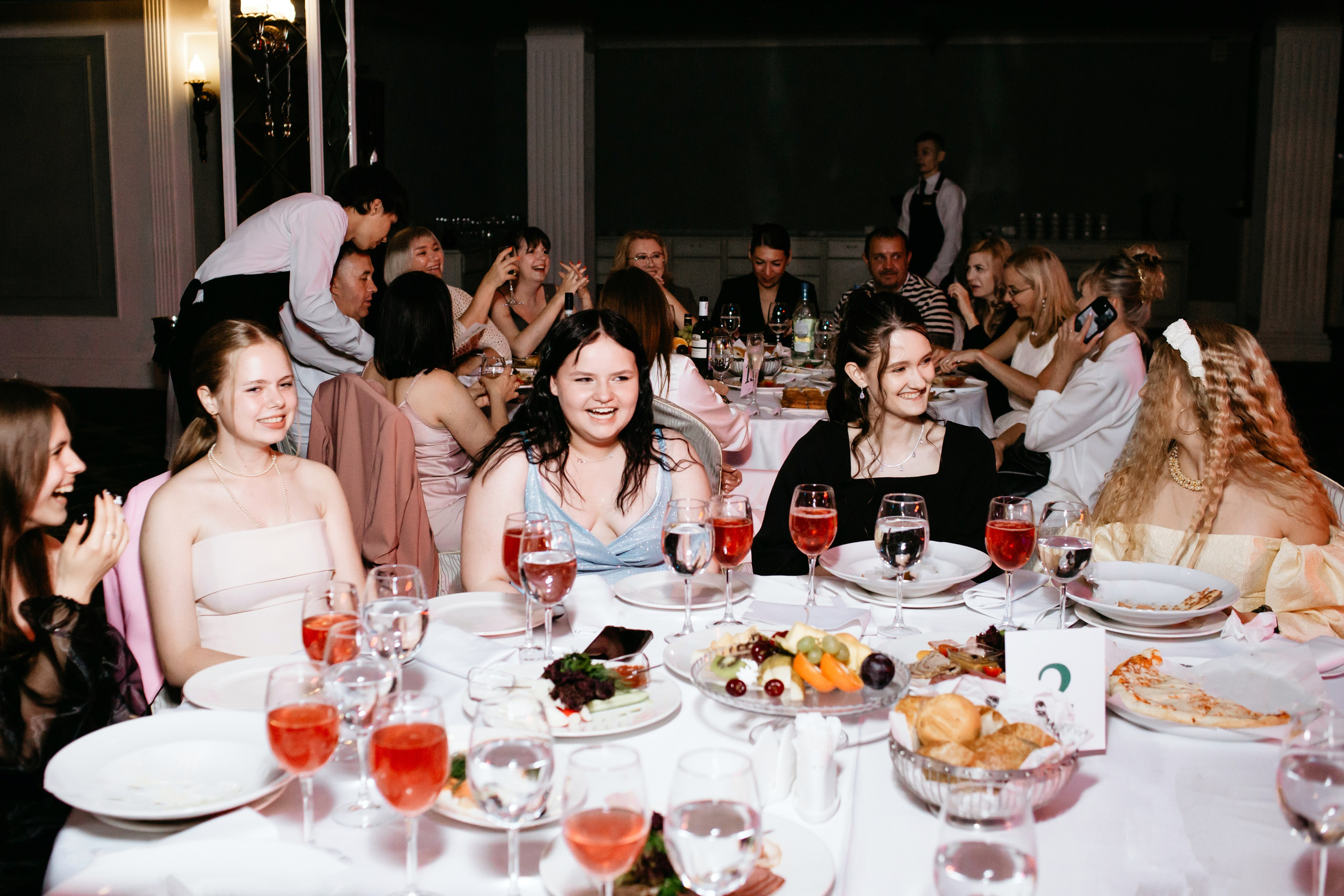 Выпускной 2025 (9класс) 124 школа. Фотограф в Челябинске Ополихина Анна