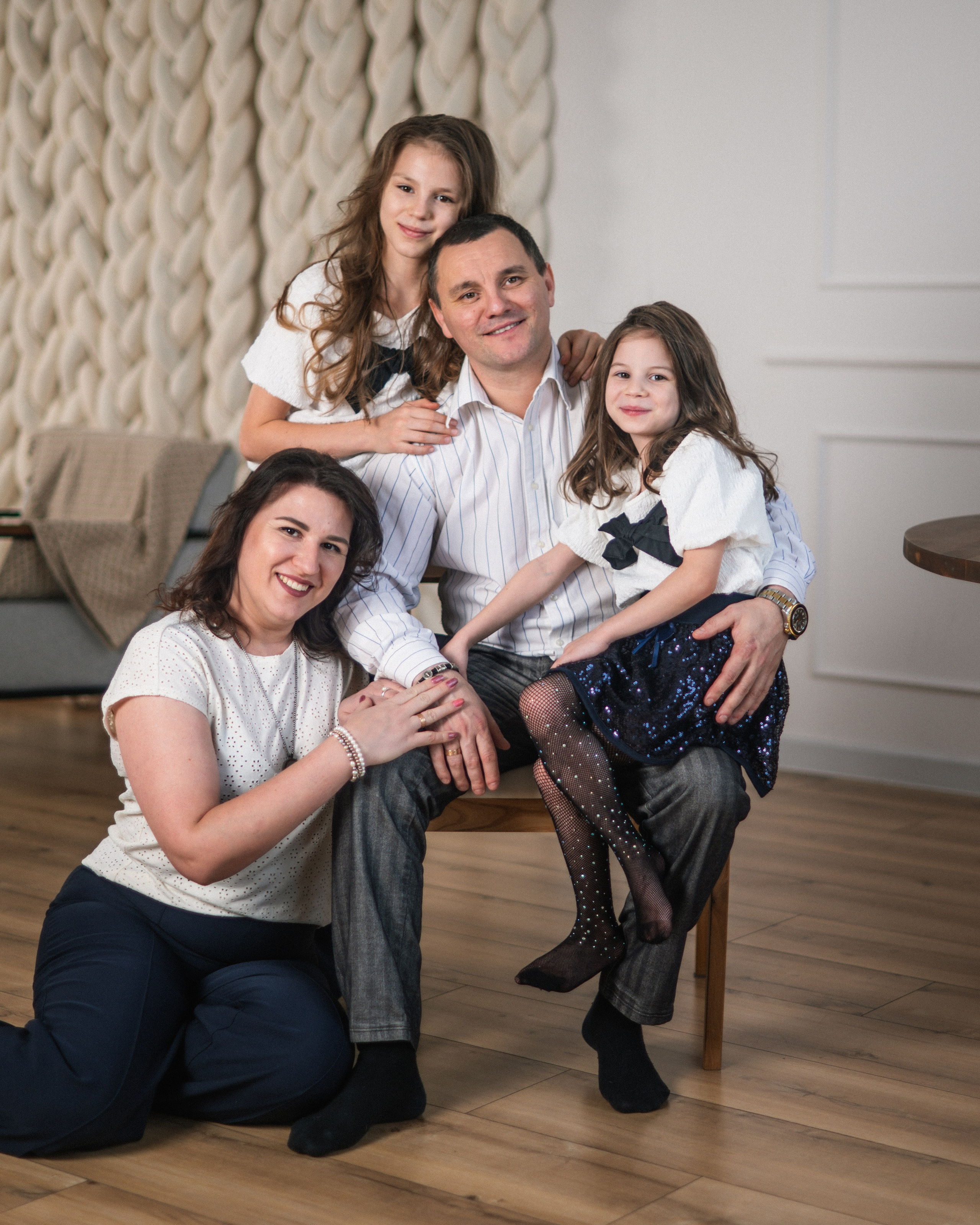 Семейная Фотосессия. Я Ольга Казанцева, фотографирую снимаю ваши киноистории и печатаю фото и цифровые портреты на холсте