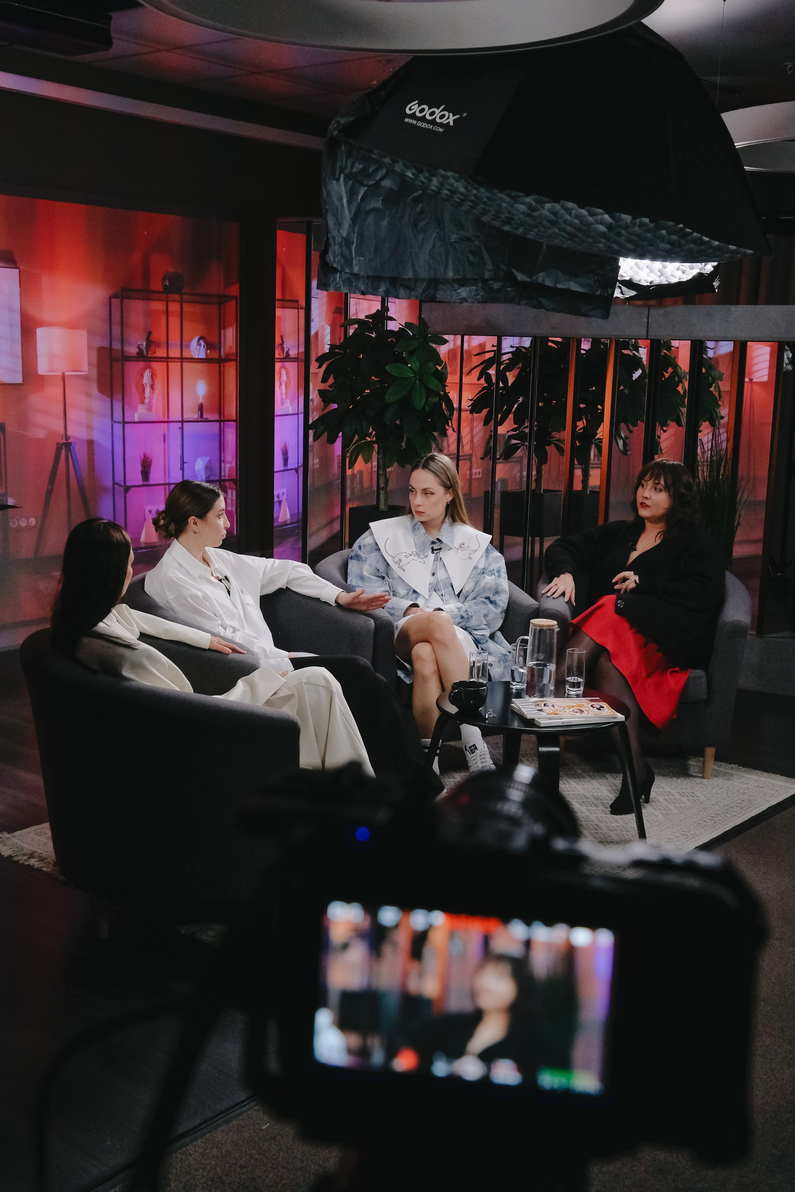 Подкасты, блогеры. Фотограф сюжетных съемок и портретов в Санкт-Петербурге и Москве Стася Ефремова