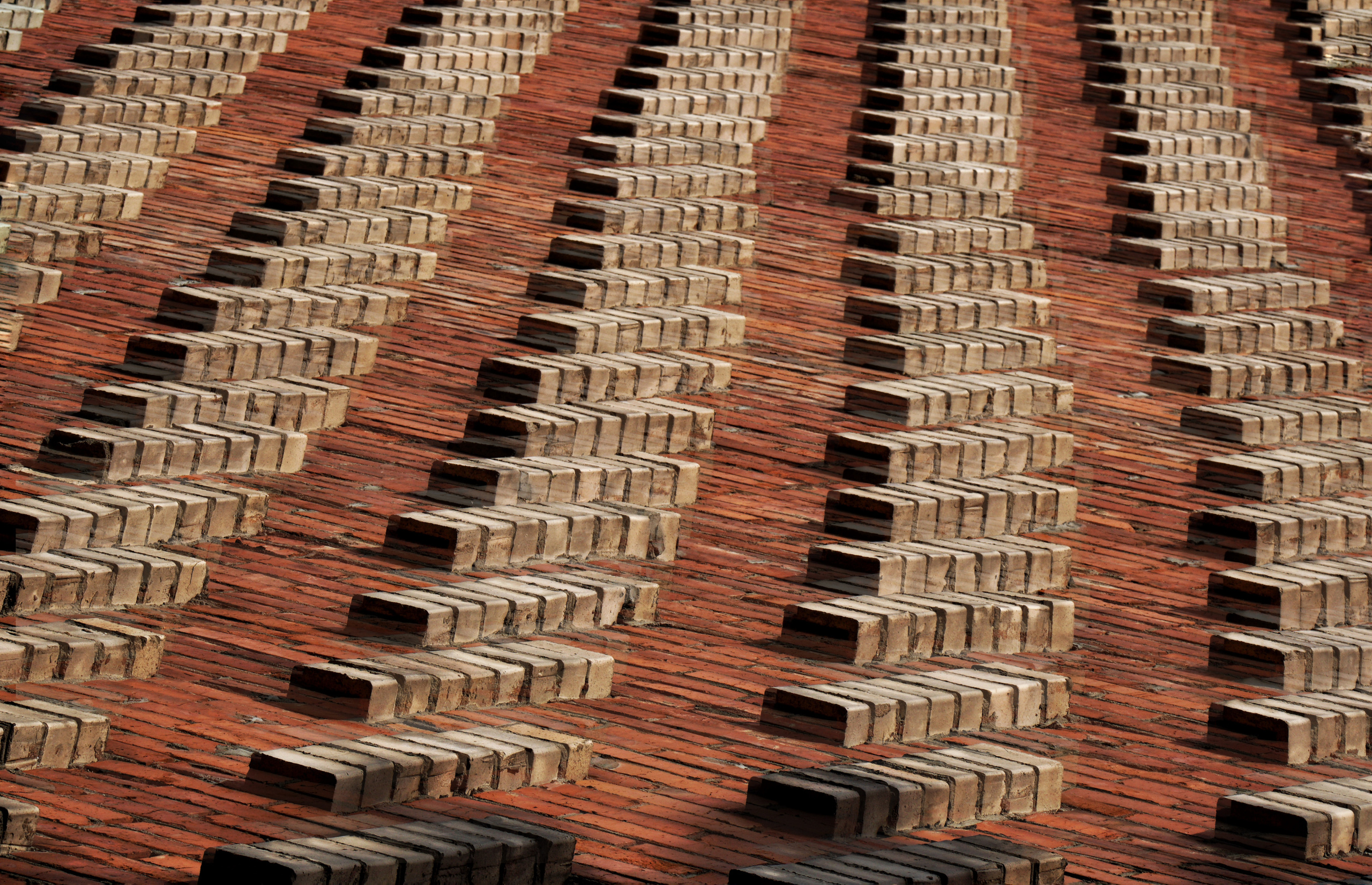 Structure and forms. See the moment and catche. commercial and reportage