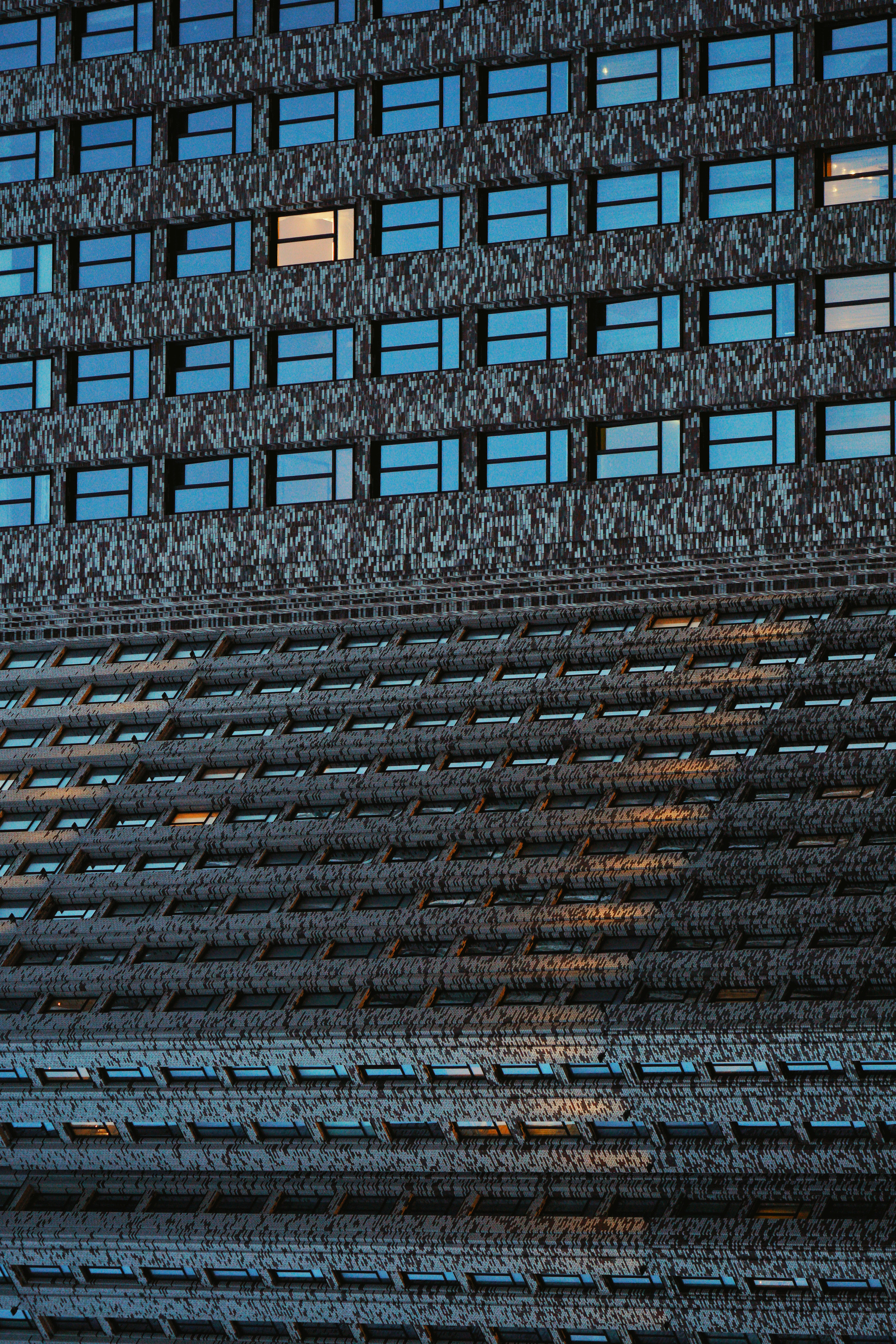 Structure and forms. See the moment and catche. commercial and reportage