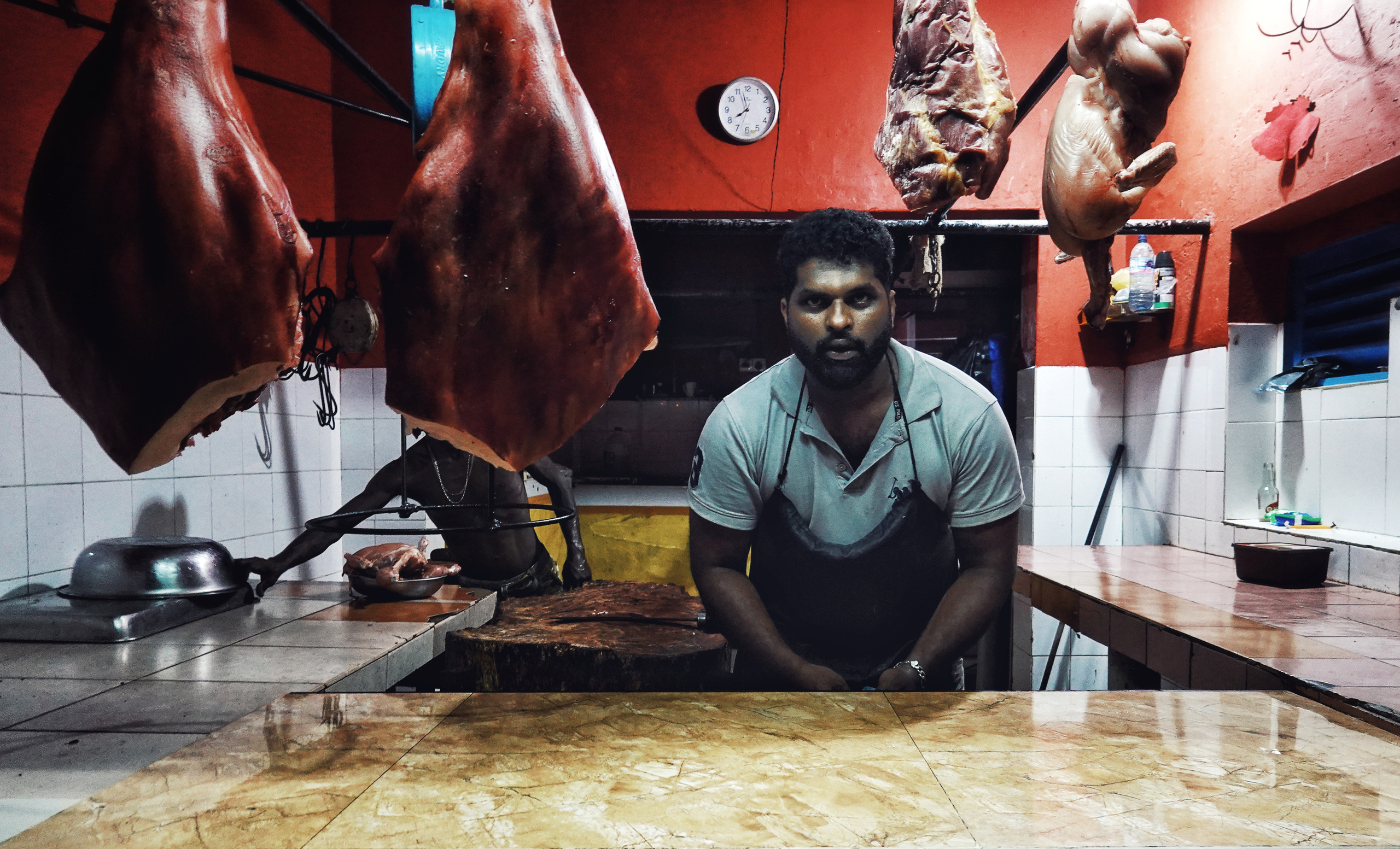 Sri lanka is good. See the moment and catche. commercial and reportage