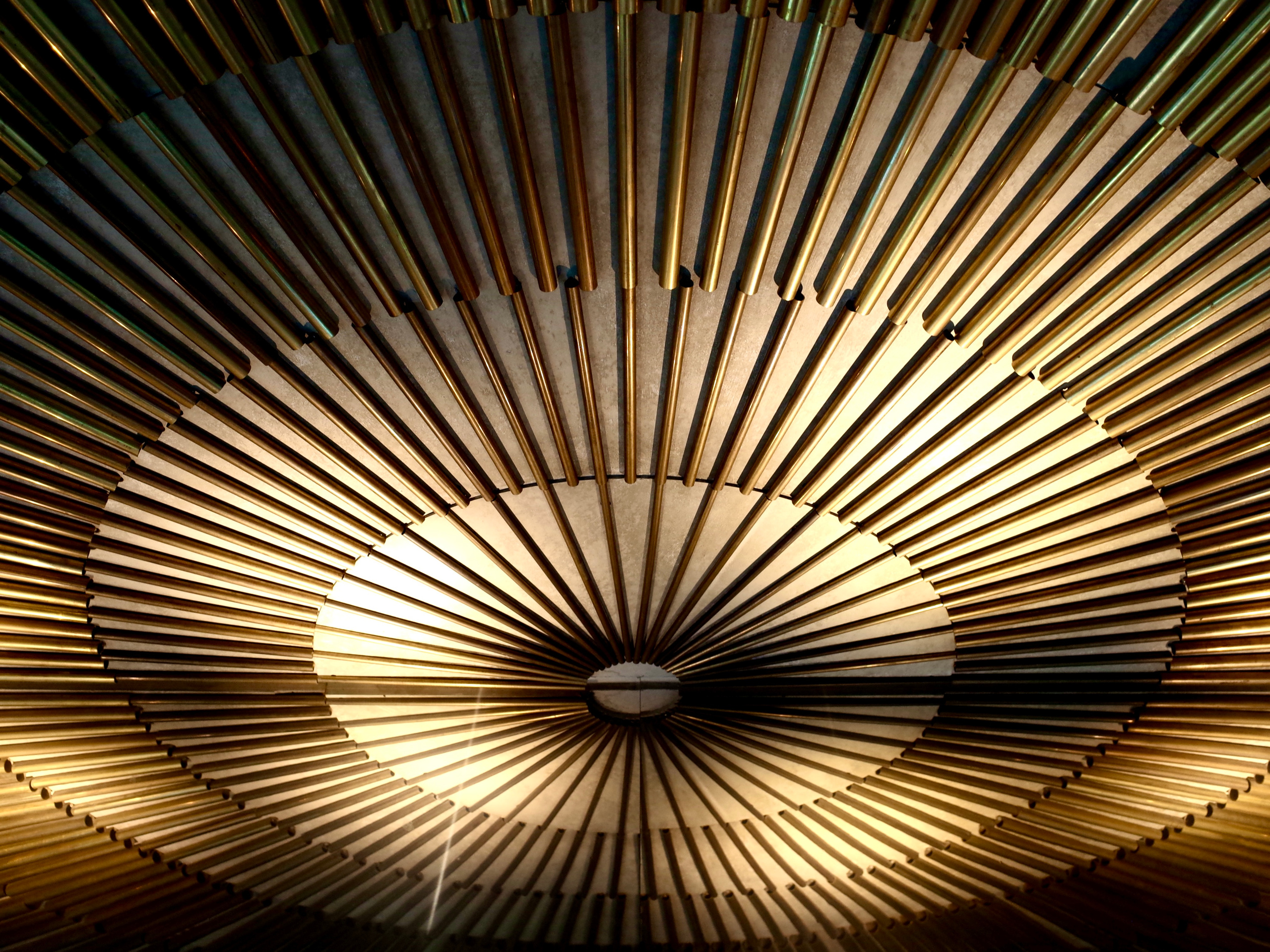 Structure and forms. See the moment and catche. commercial and reportage