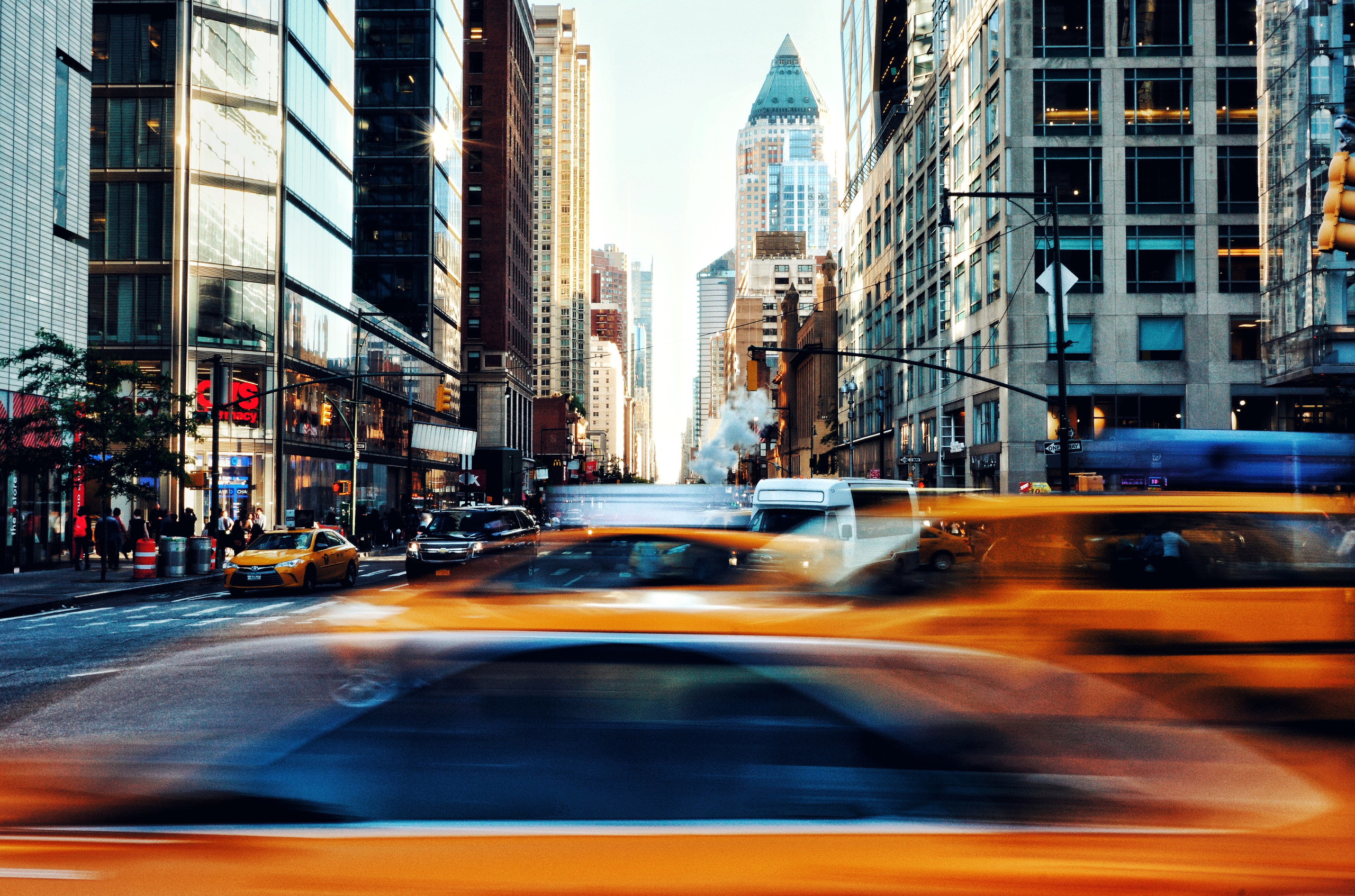 Wallpaper. See the moment and catche. commercial and reportage