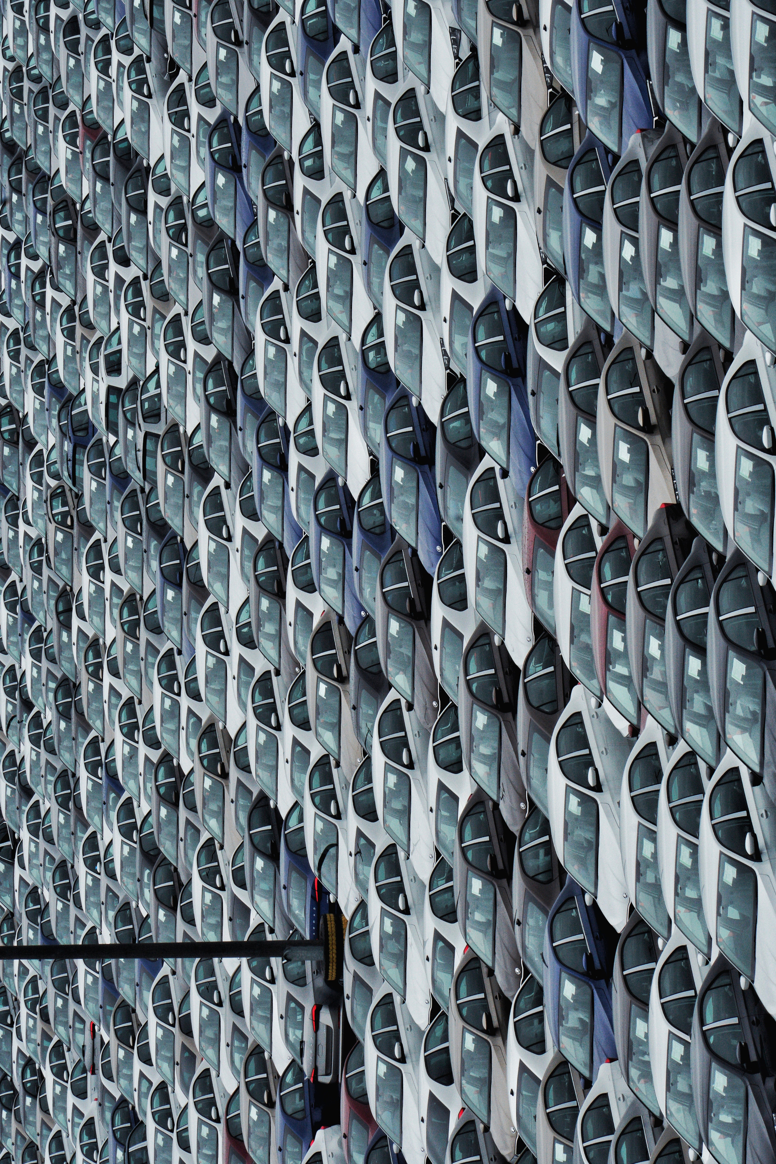 Structure and forms. See the moment and catche. commercial and reportage