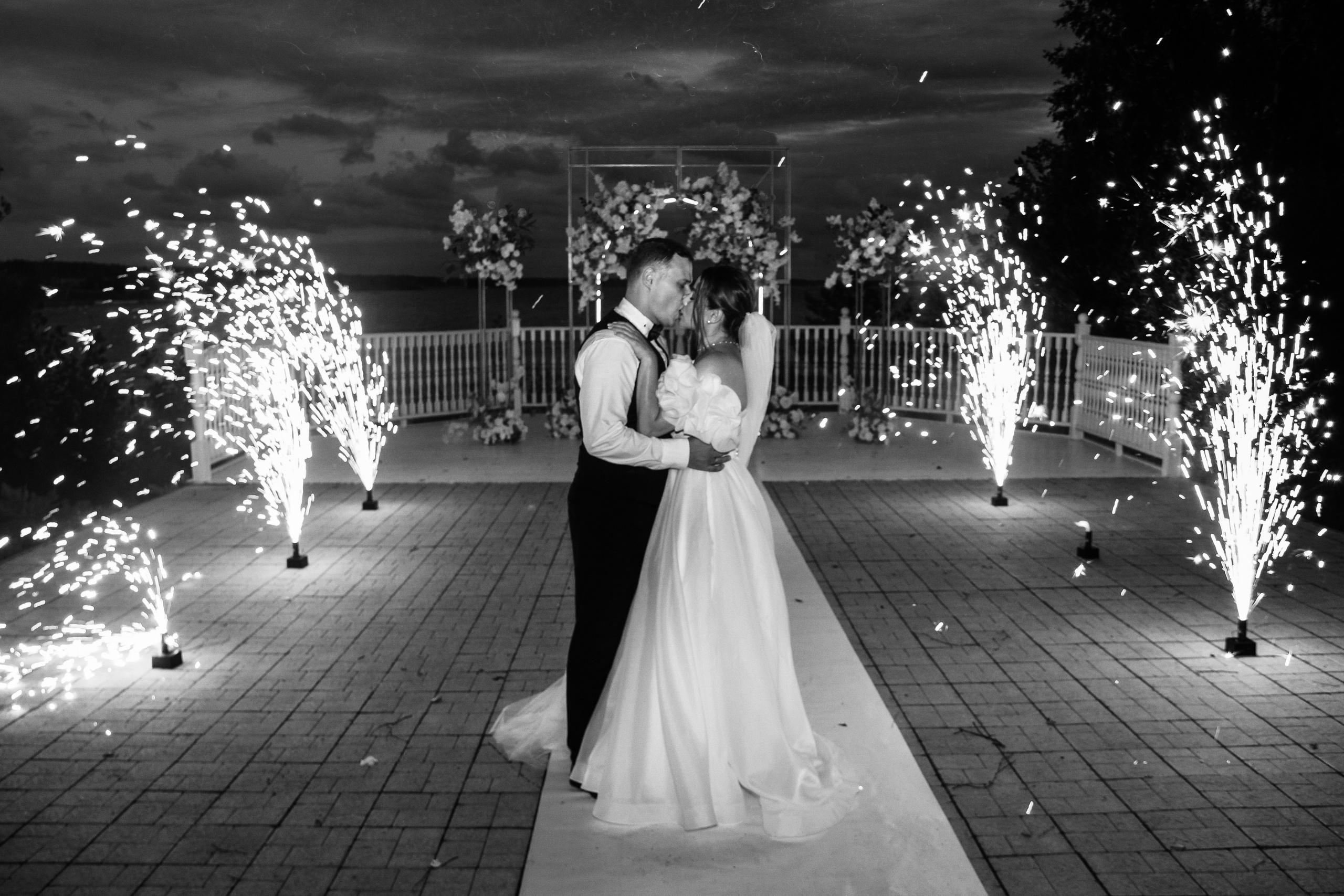 Свадебная история Марии и Владимира. Семейный фотодуэт Ирина и Николай Власьевы. Фотосессии в Новосибирске