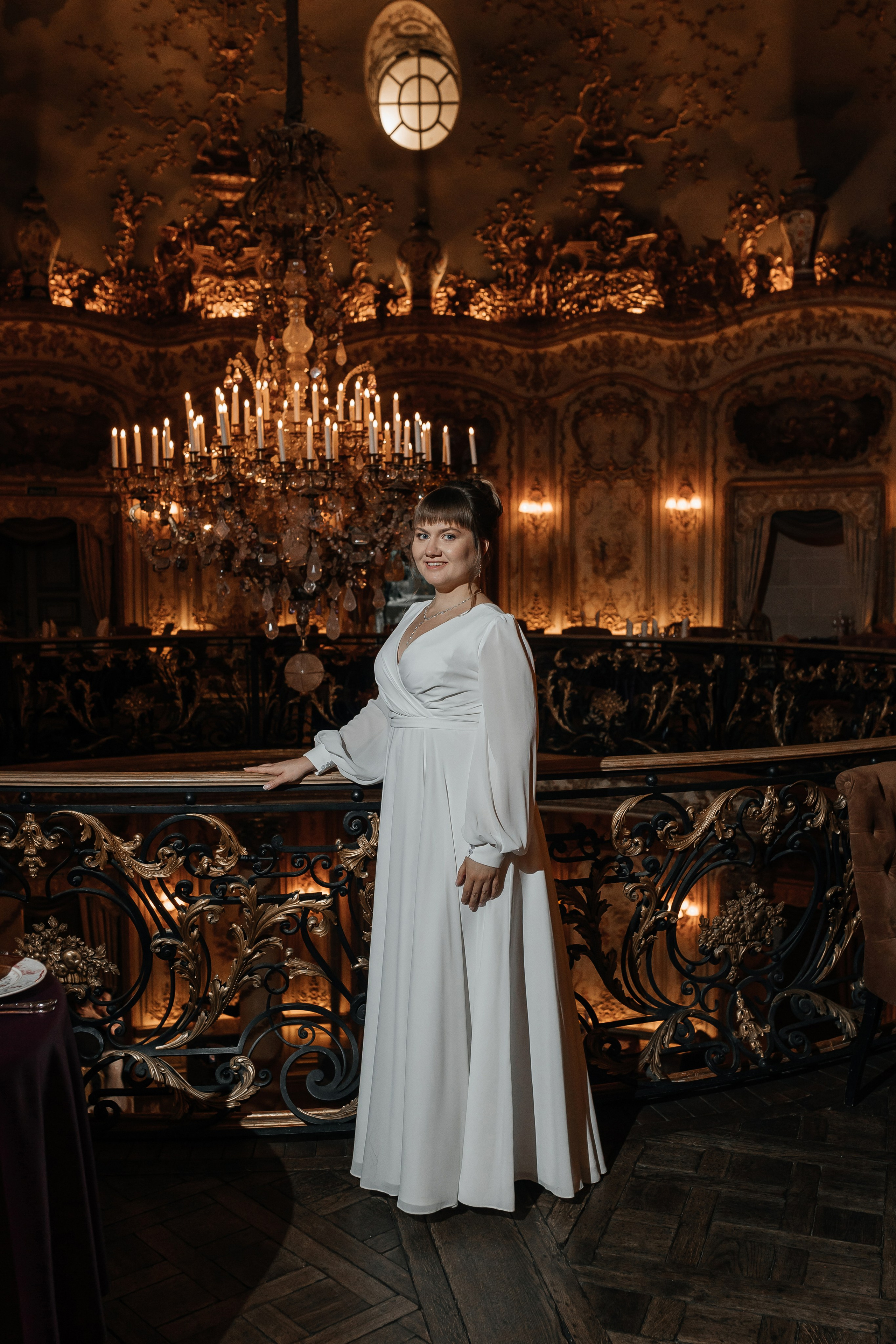 Свадебная фотосессия в ресторане Турандот. Свадебный фотограф в Москве Дарья Олендарёва