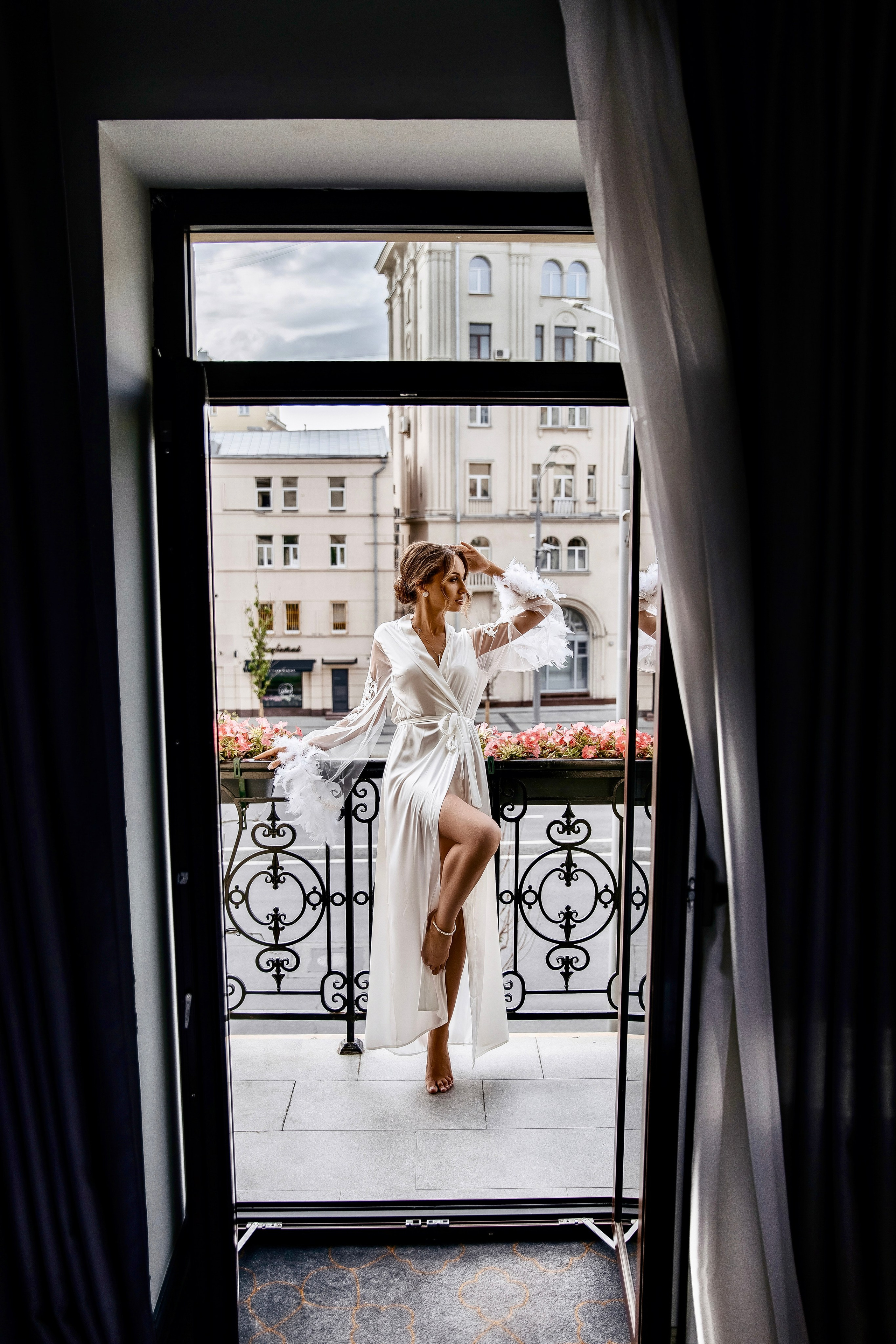 Свадебная съемка в отеле Hartwell hotel утро невесты. Главная