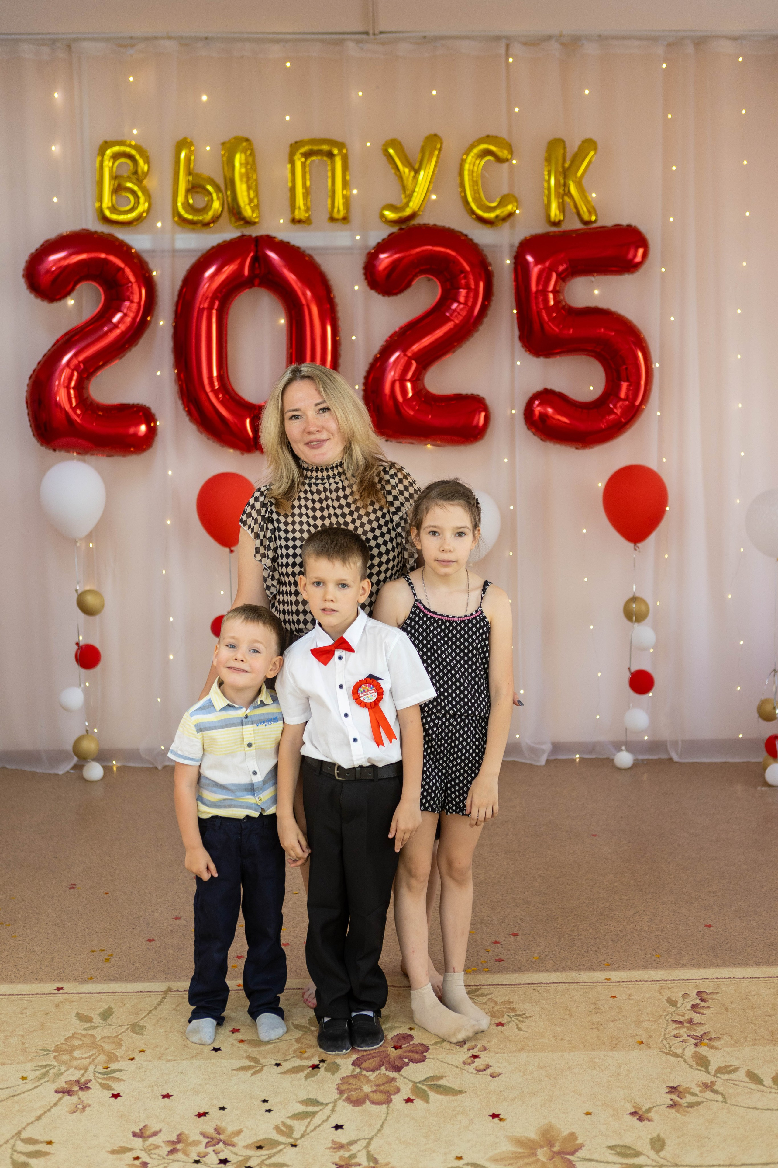 Выпускной в детскому саду 2025 год. Свадебный и предметный фотограф Ренат Каламперов