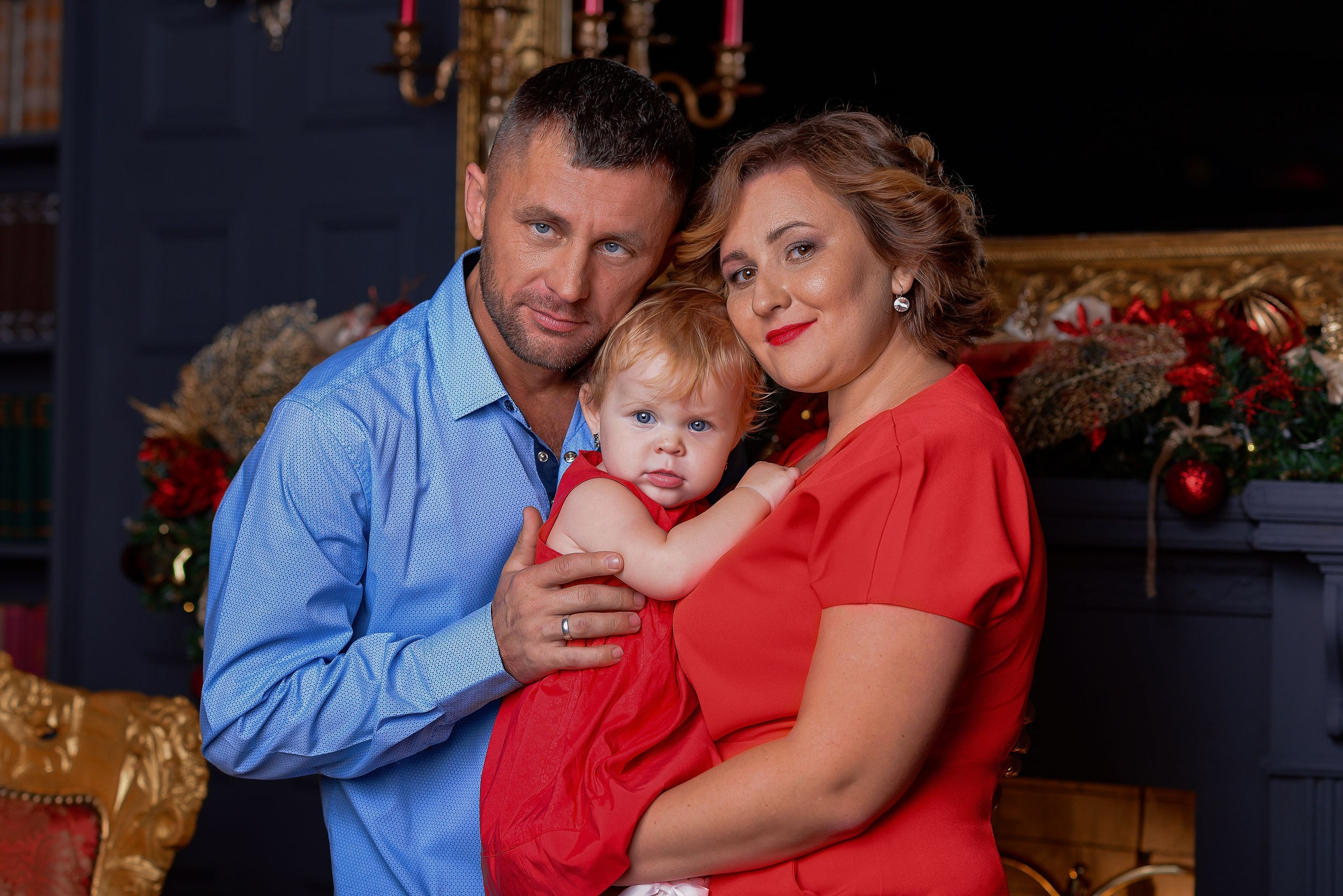 Катя с семьей ДиваРоял. Семейный фотограф на выписку из роддома и крещение Минск Настя Гришук