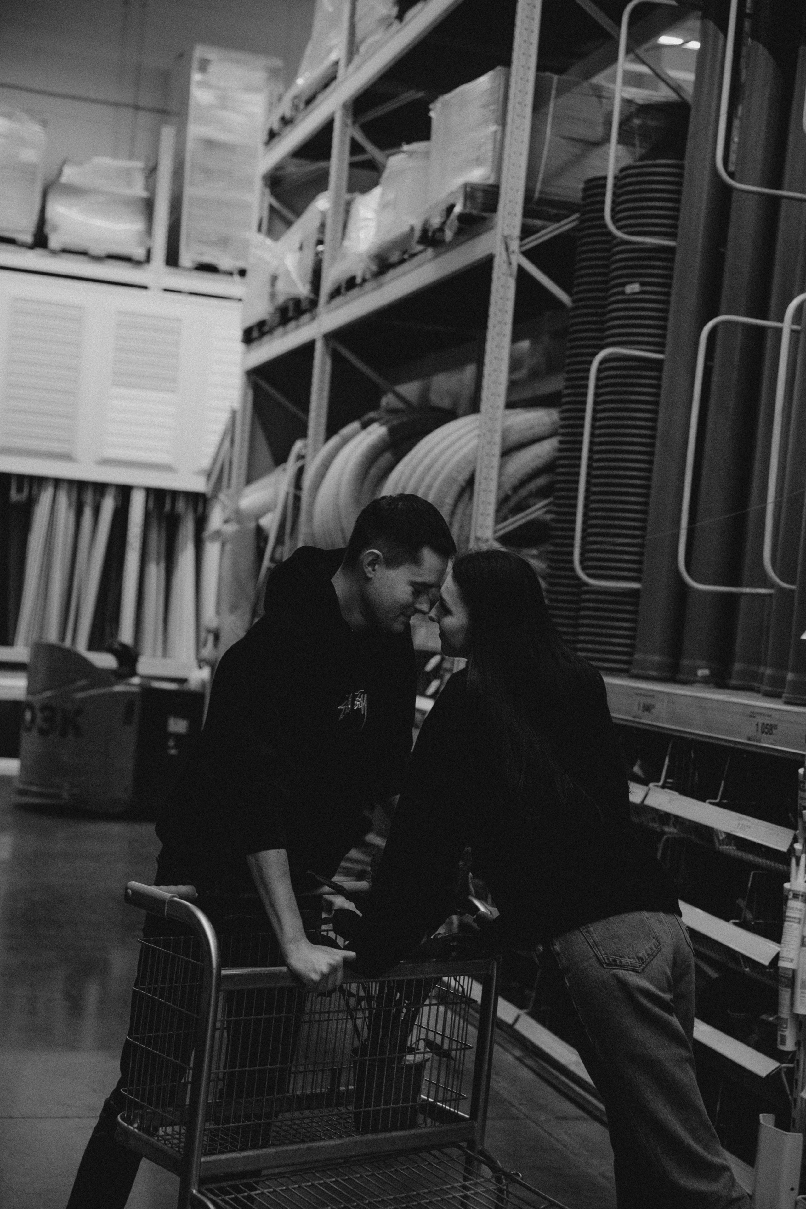 Любовь в Леруа. Фотограф Владивосток Анастасия Nensyphoto