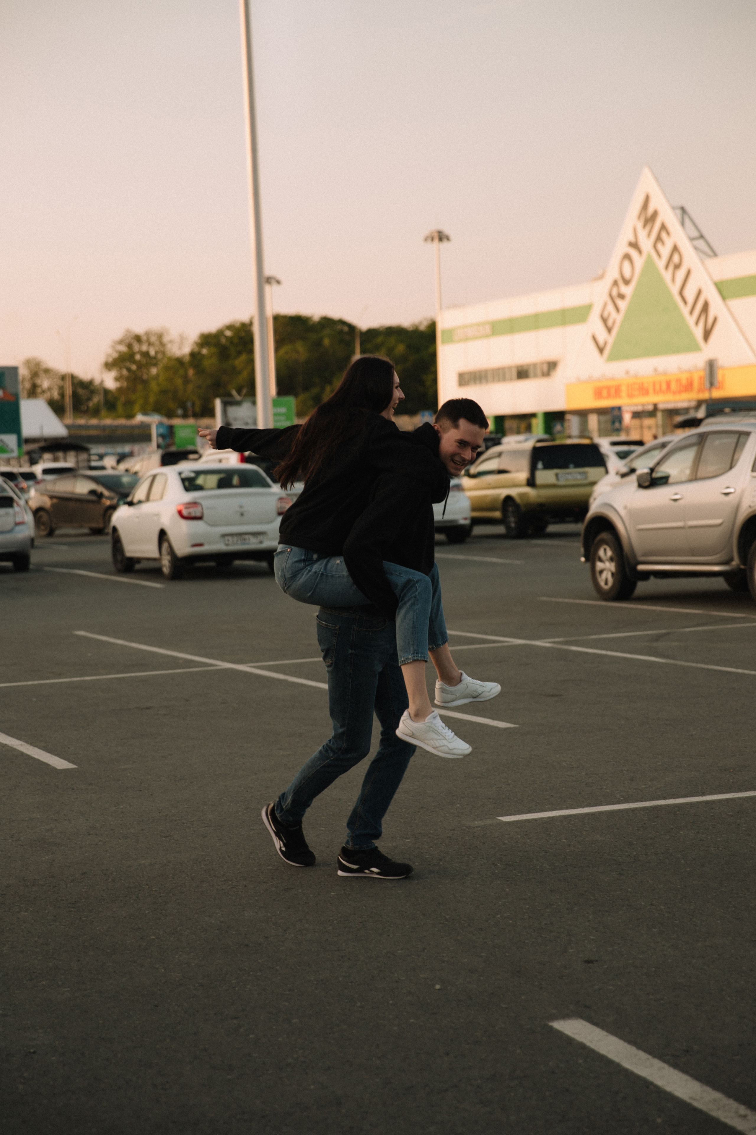 Любовь в Леруа. Фотограф Владивосток Анастасия Nensyphoto