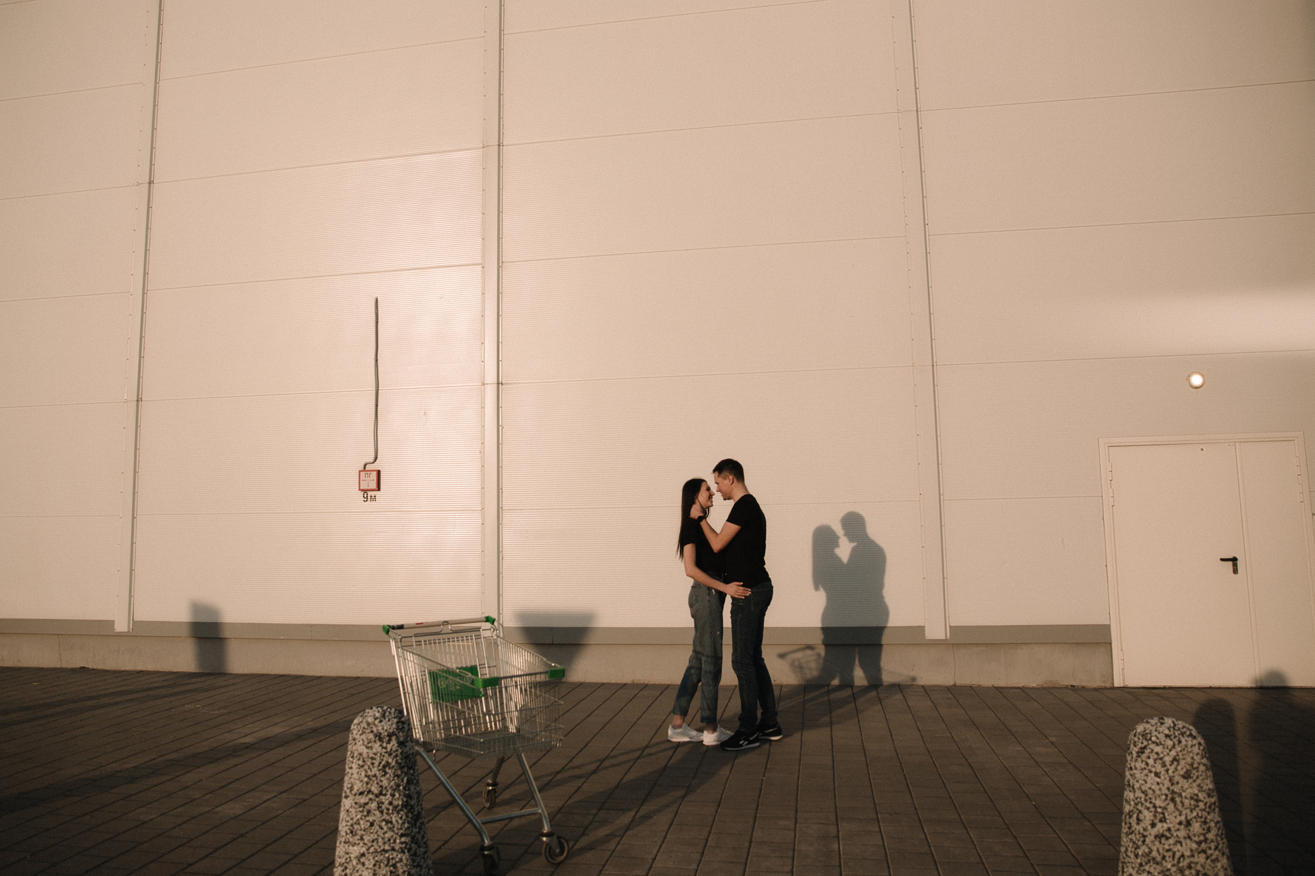 Любовь в Леруа. Фотограф Владивосток Анастасия Nensyphoto