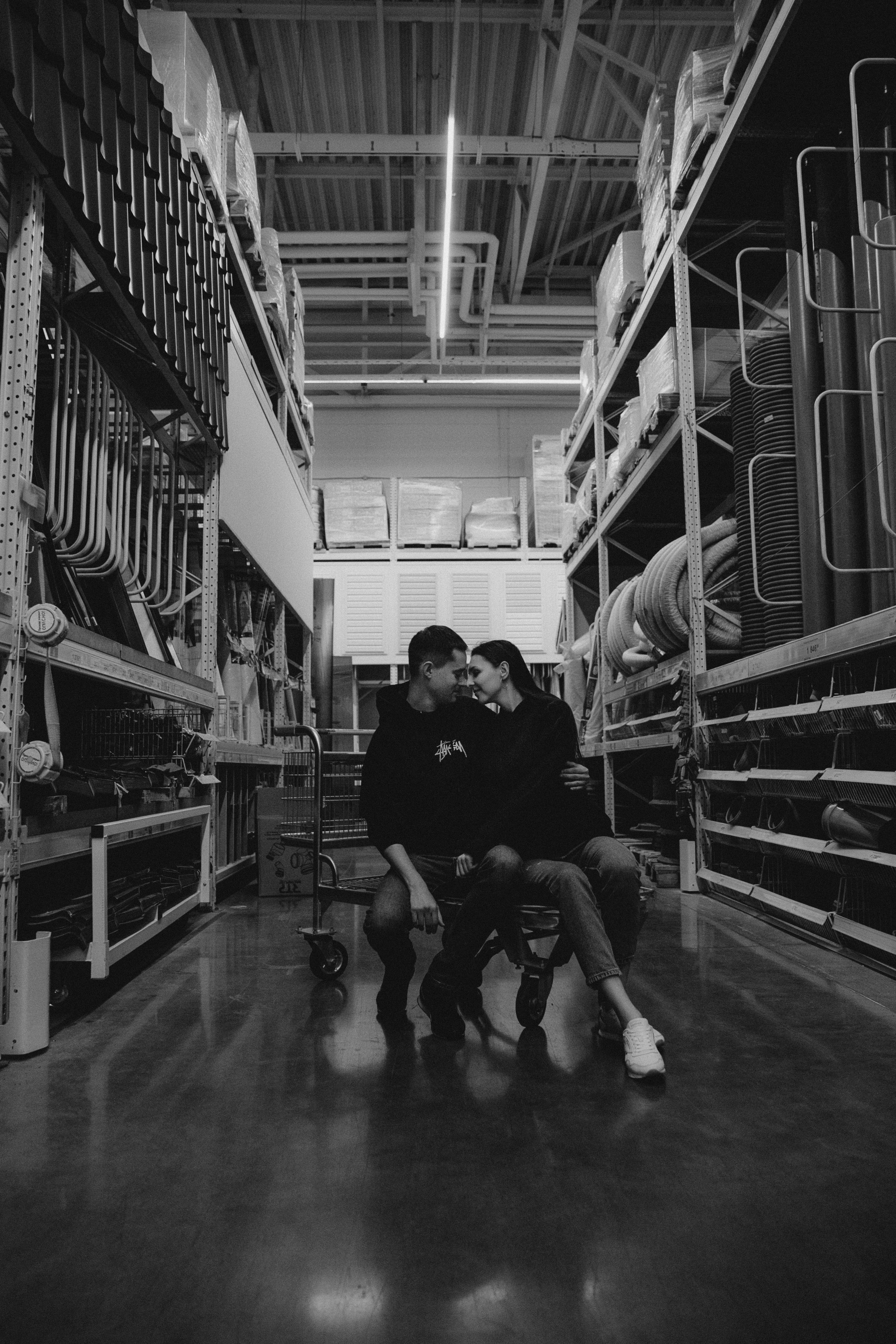 Любовь в Леруа. Фотограф Владивосток Анастасия Nensyphoto