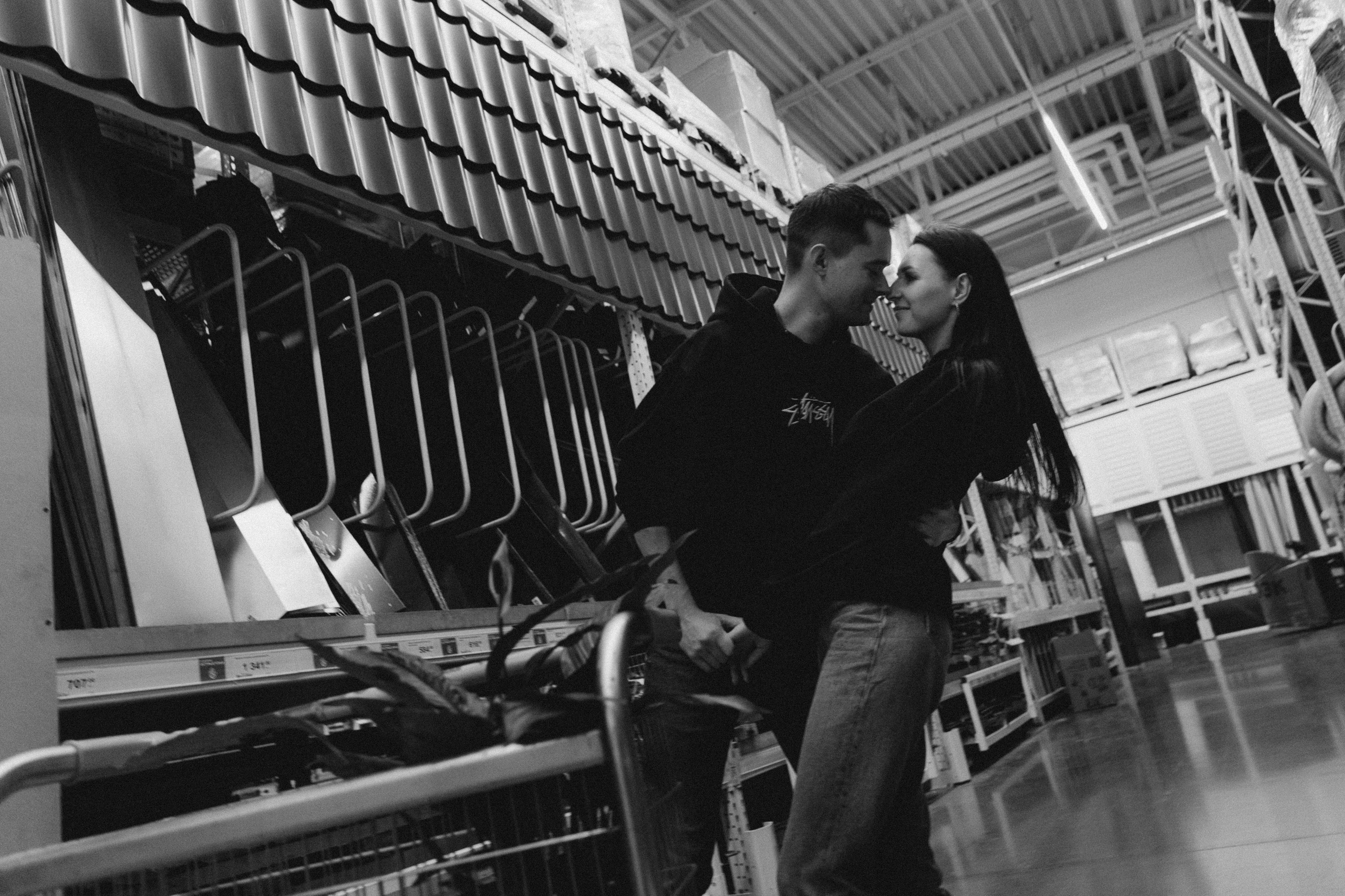 Любовь в Леруа. Фотограф Владивосток Анастасия Nensyphoto