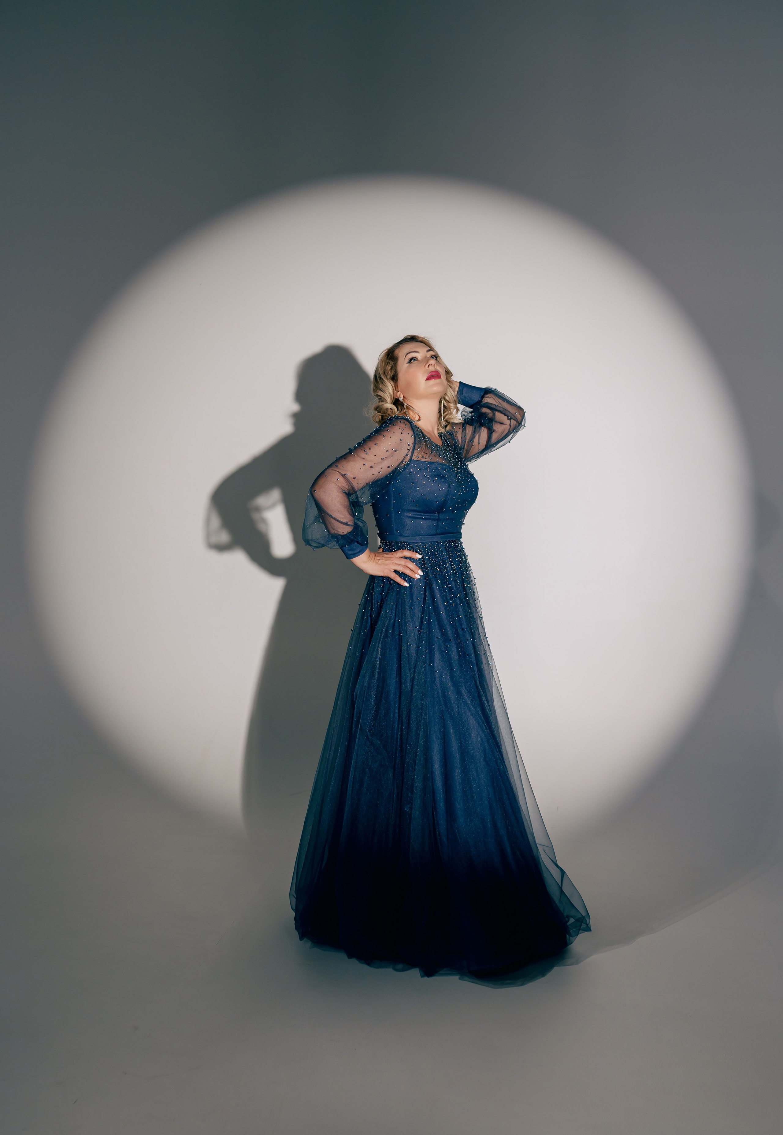 Фотосессия для магазина платьев. Фотограф Ким Наталья в Красноярске