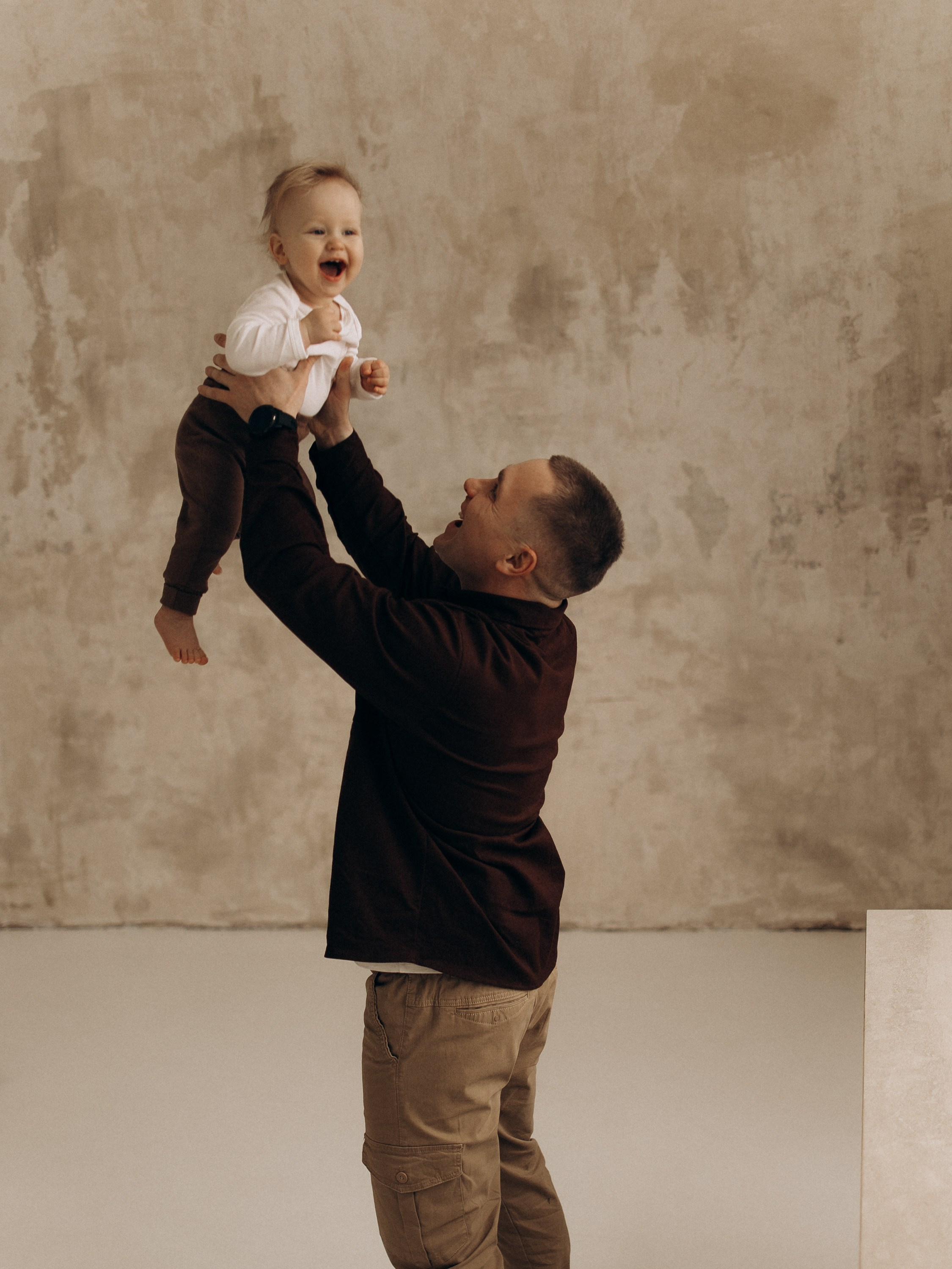 К годику Михаила — зал Песок. Семейный фотограф в Краснодаре Храмова Анна