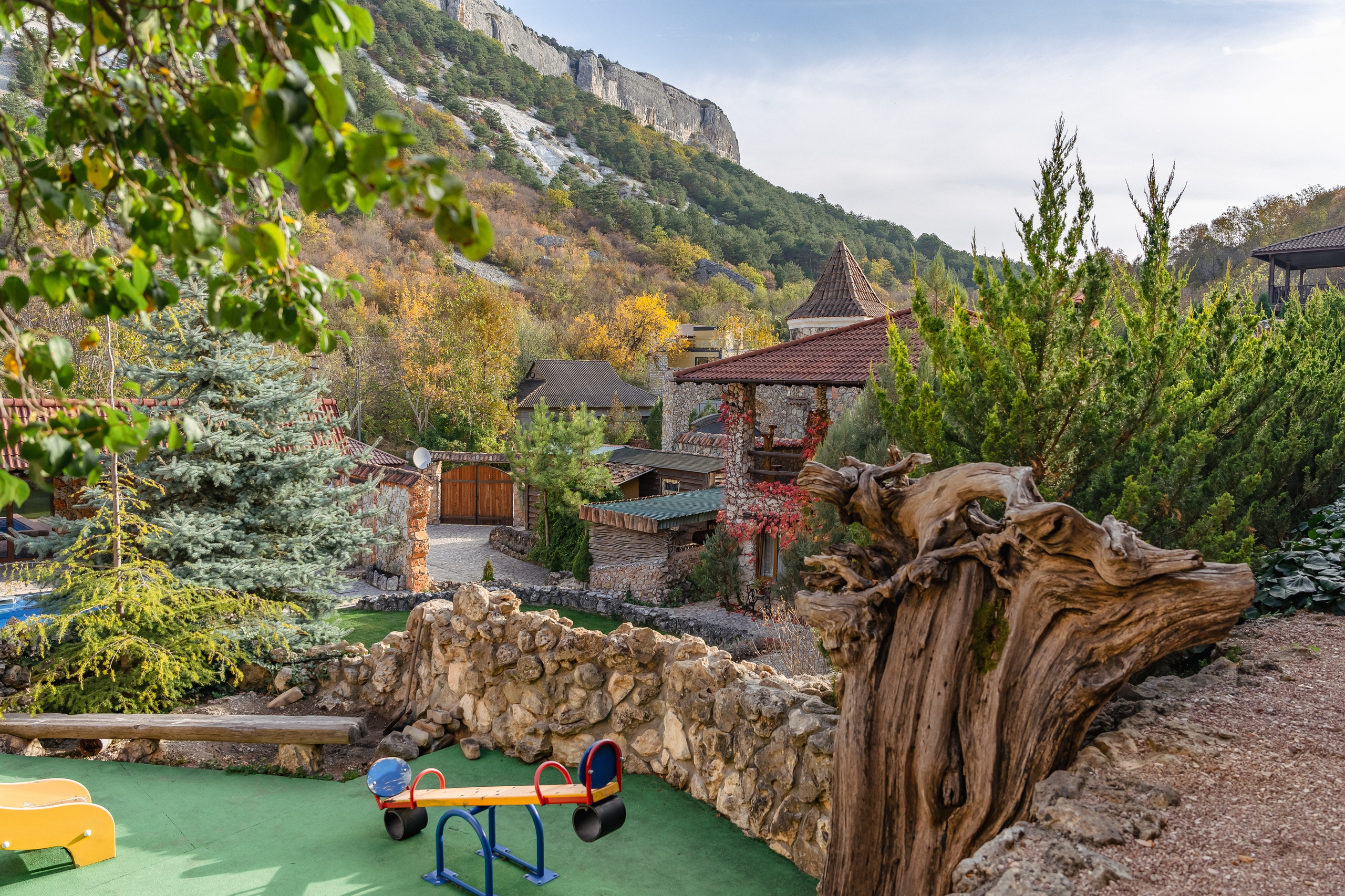 Фасадная фотосъёмка отелей Сочи. Отельный интерьерный фотограф Сочи