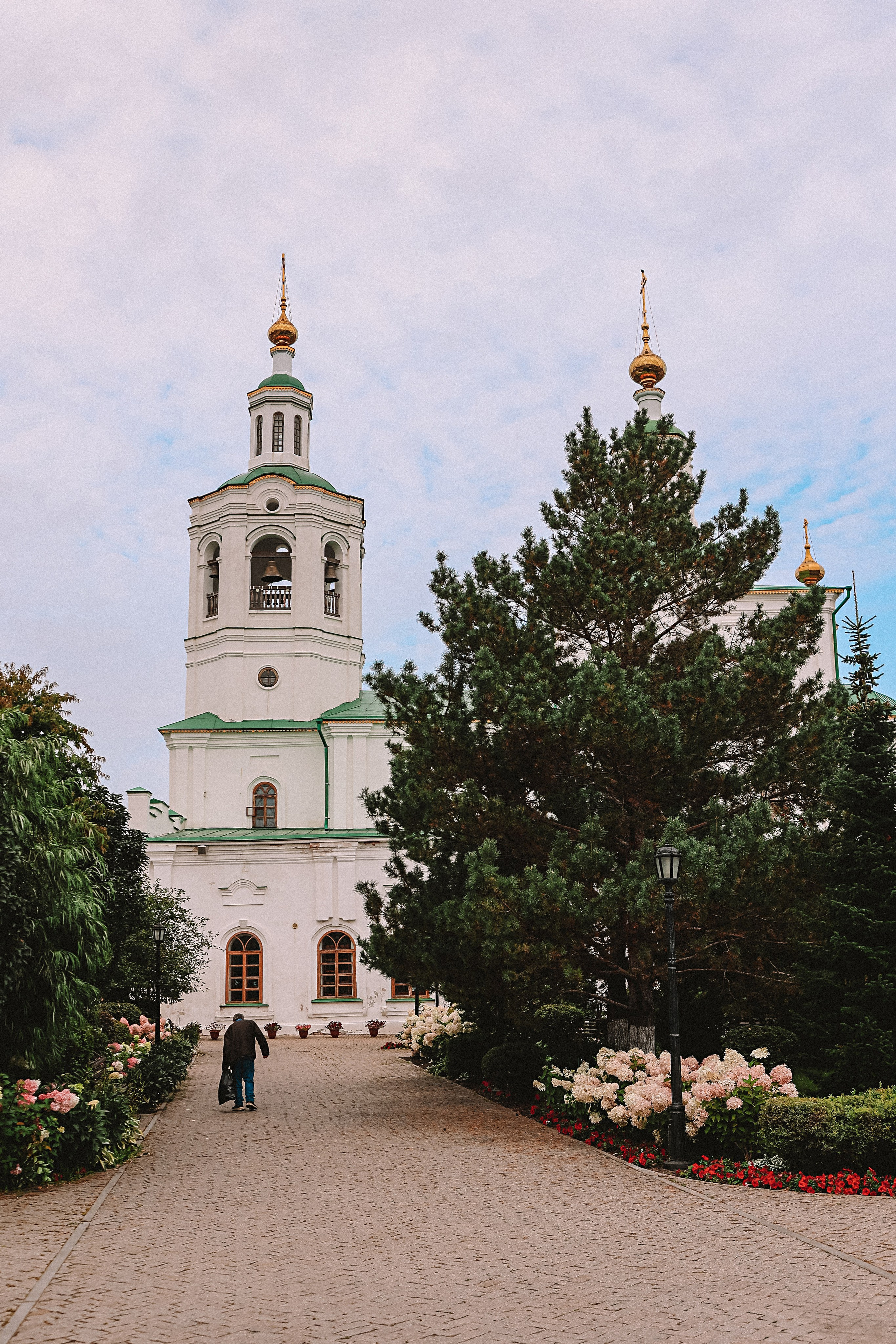 Крещение церковь около моста влюбленных. Семейный фотограф Тюмень, фотограф на роды Салмина Мария